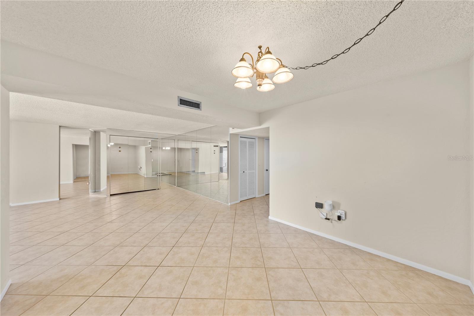 3003 Atlantic Unit 6b4, Daytona Beach Shores, FL 32118