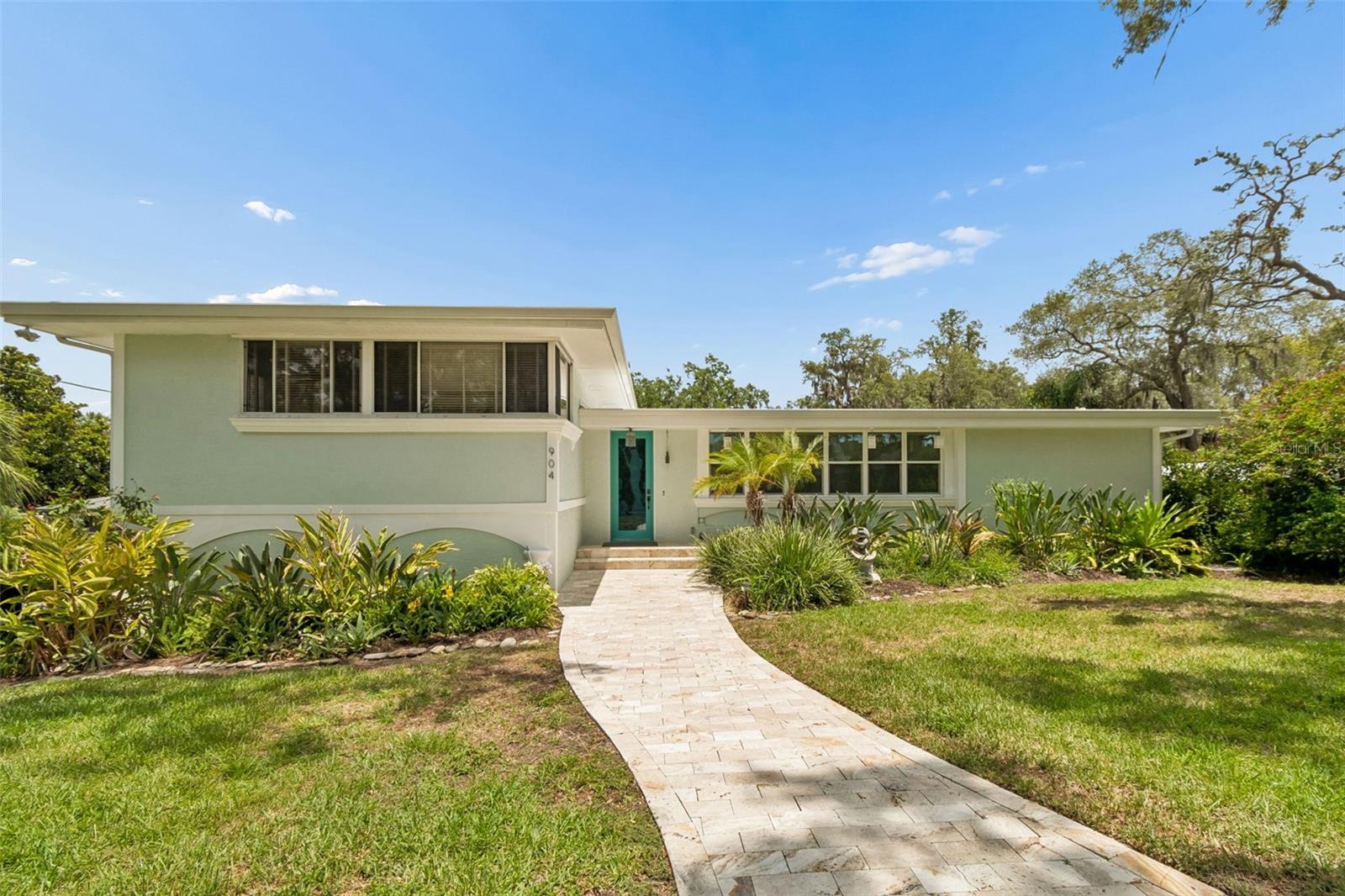 904 Bayshore, Tarpon Springs, FL 34689