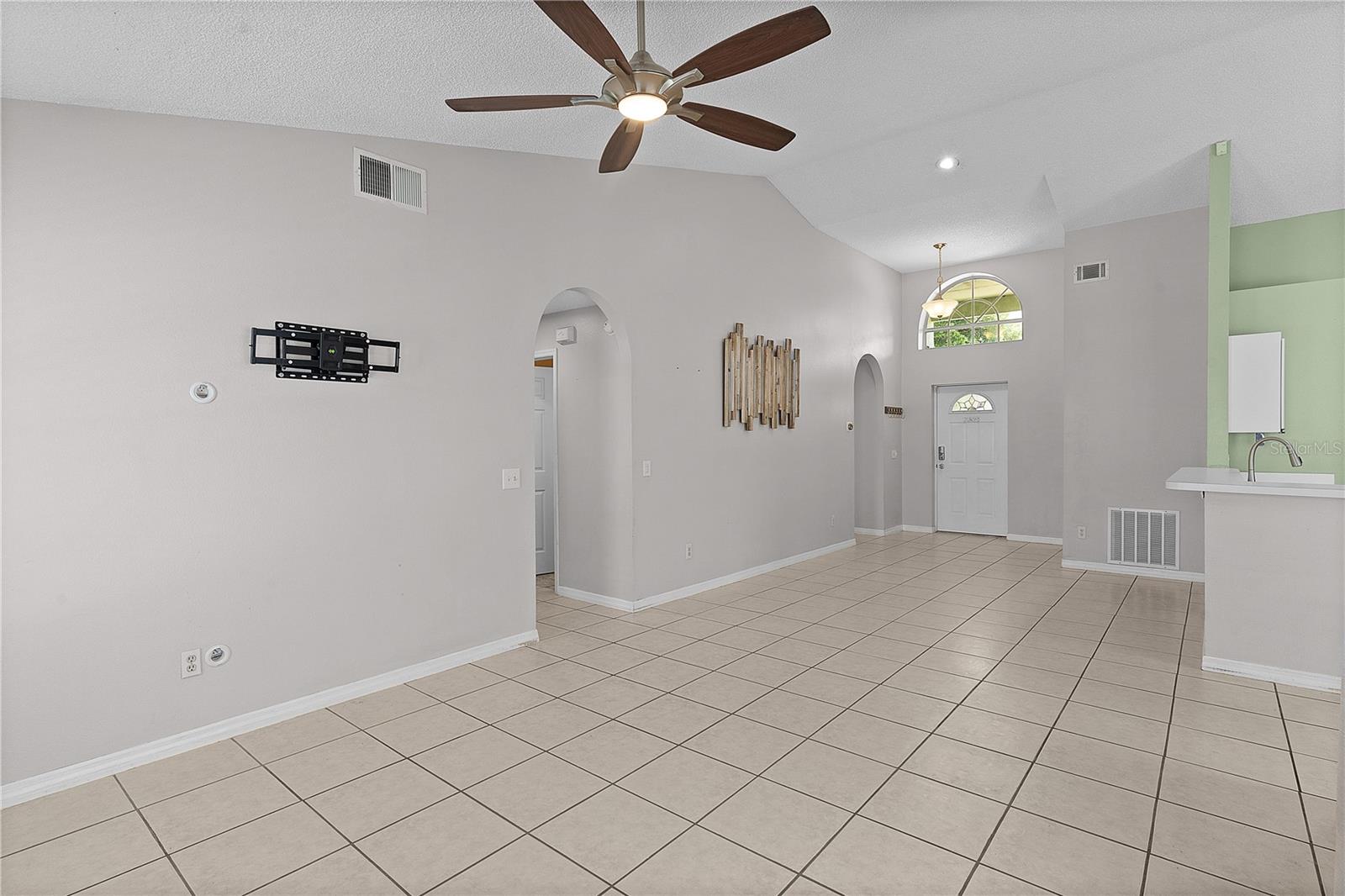 40045 Palm, Lady Lake, FL 32159