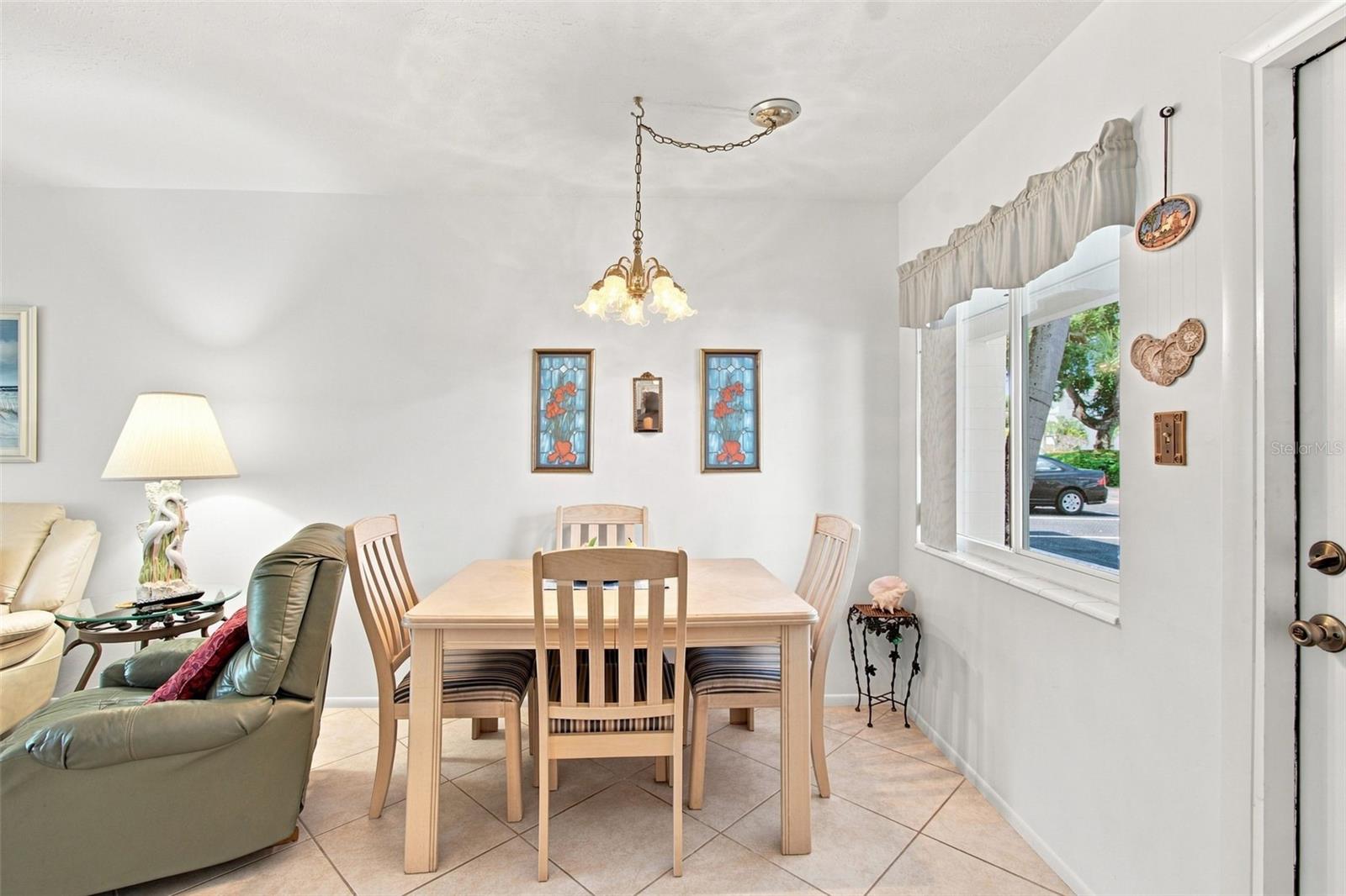 5913 17th Unit 1, Bradenton, FL 34207