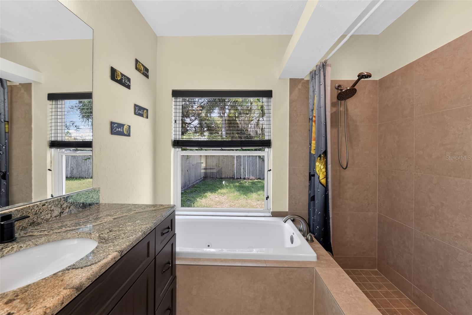 1816 Rita, Sarasota, FL 34231
