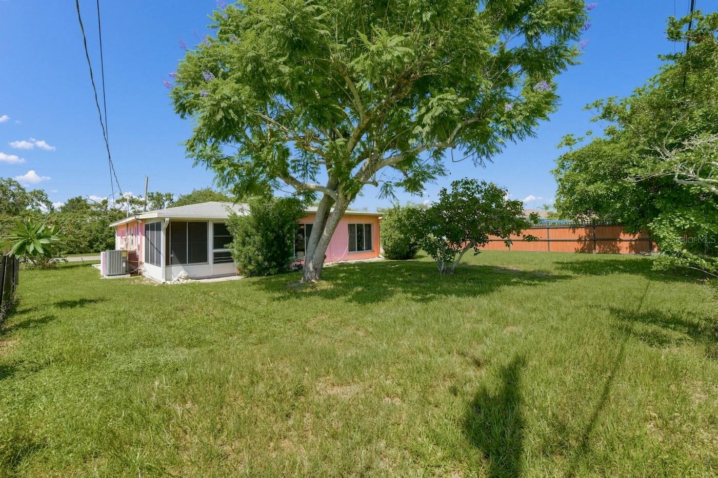 520 Center, Venice, FL 34285