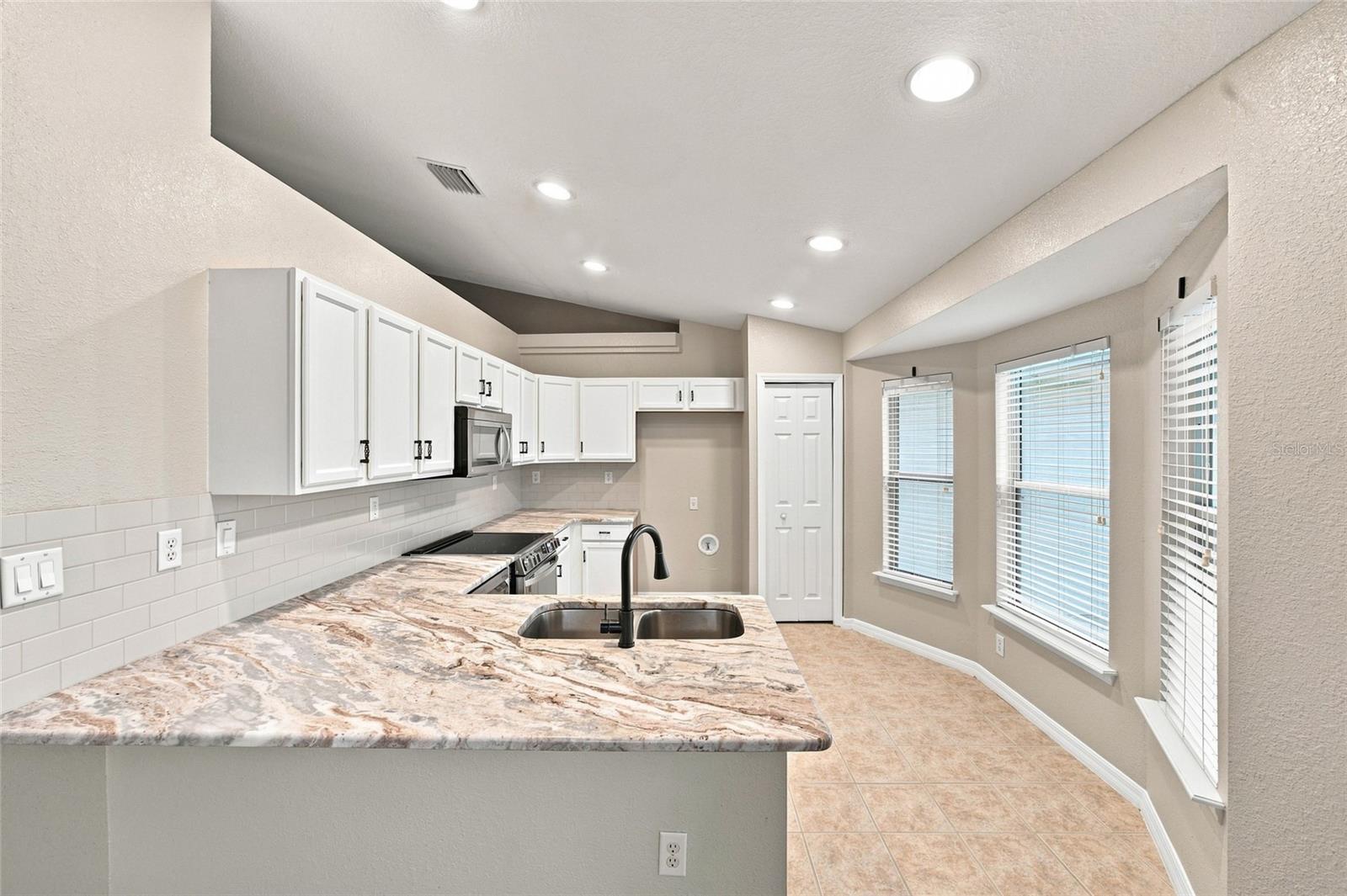 10143 122nd, Belleview, FL 34420