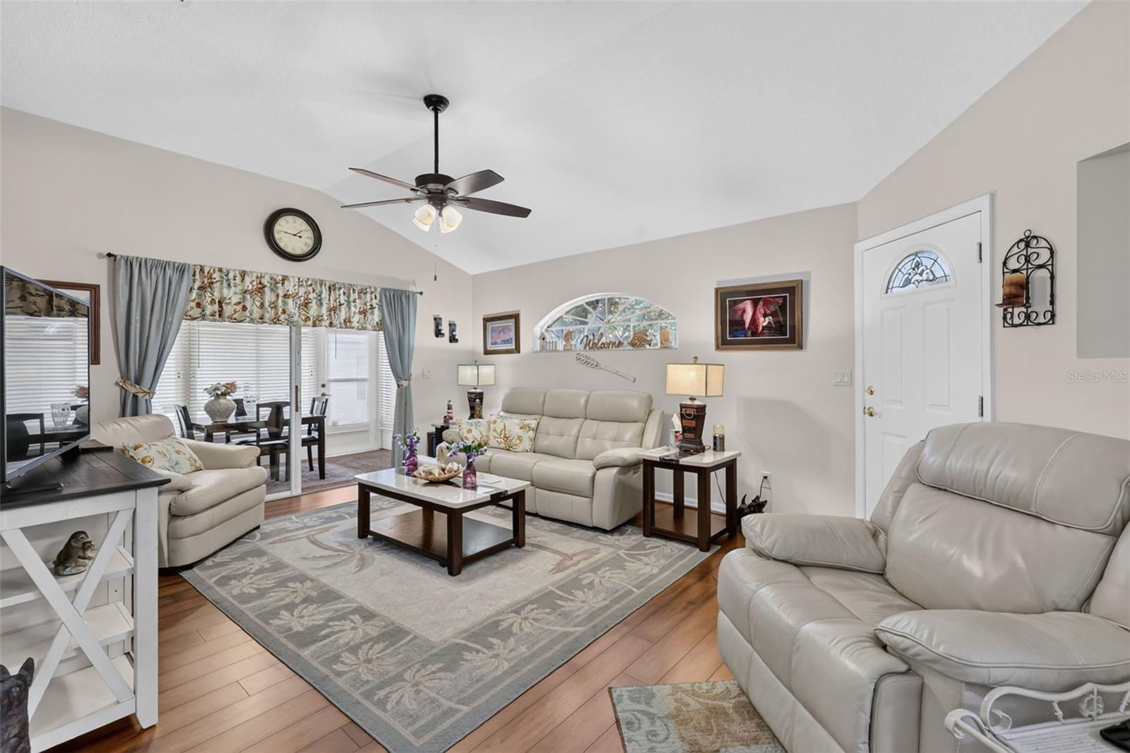 5704 King James, Leesburg, FL 34748