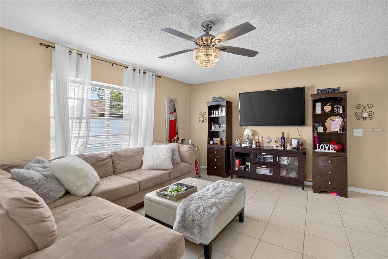 9063 Dixiana Villa, Tampa, FL 33635