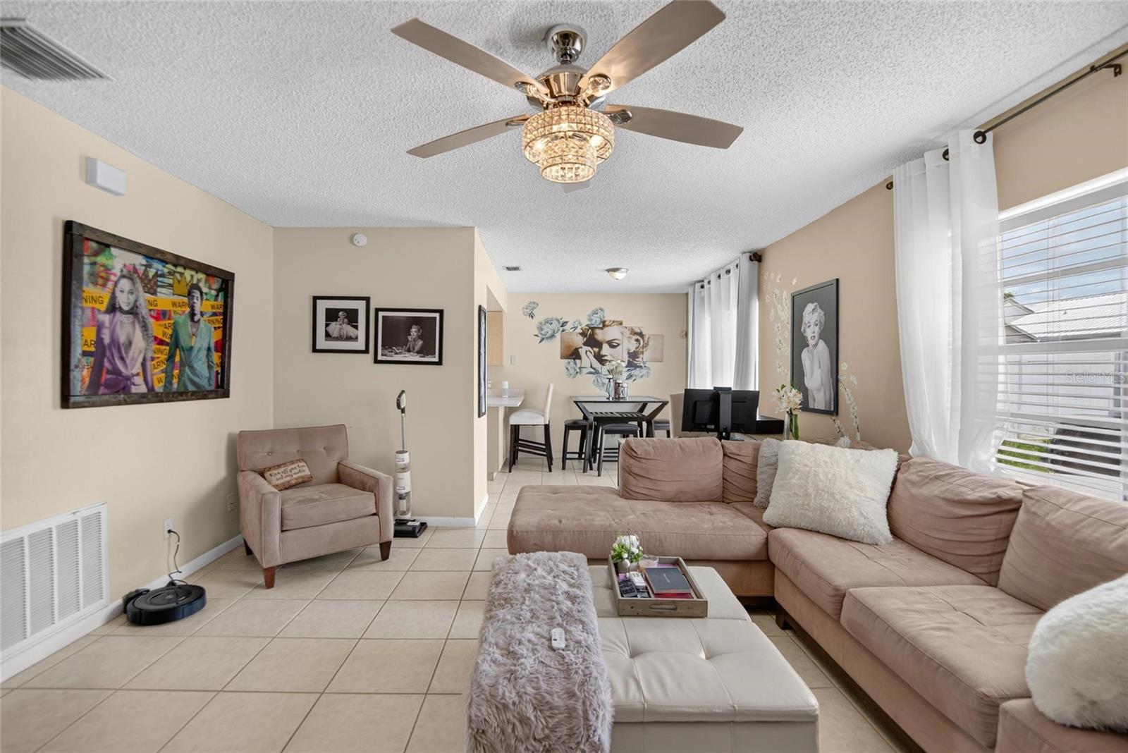 9063 Dixiana Villa, Tampa, FL 33635
