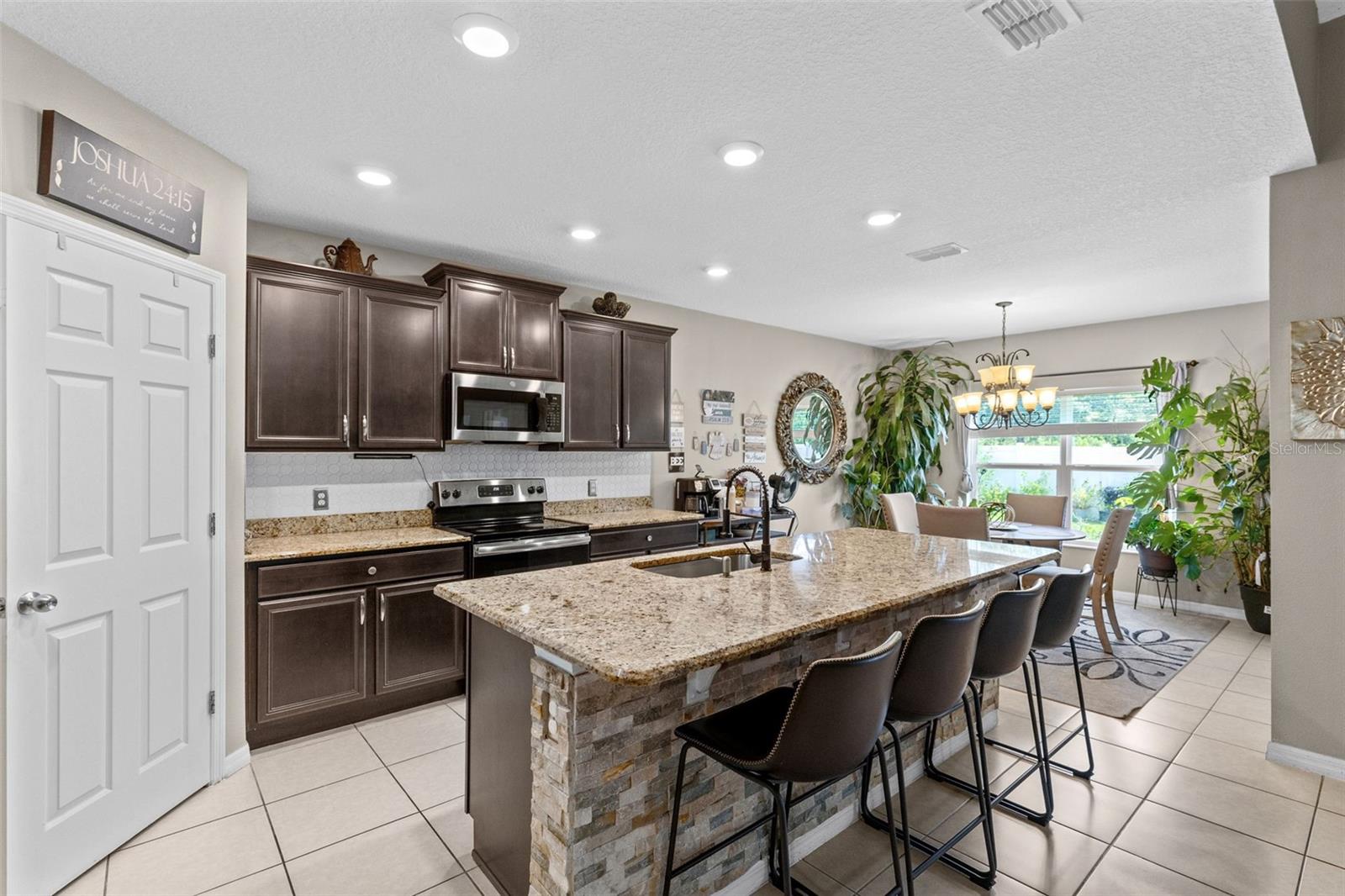 394 Blue Lake, Kissimmee, FL 34758