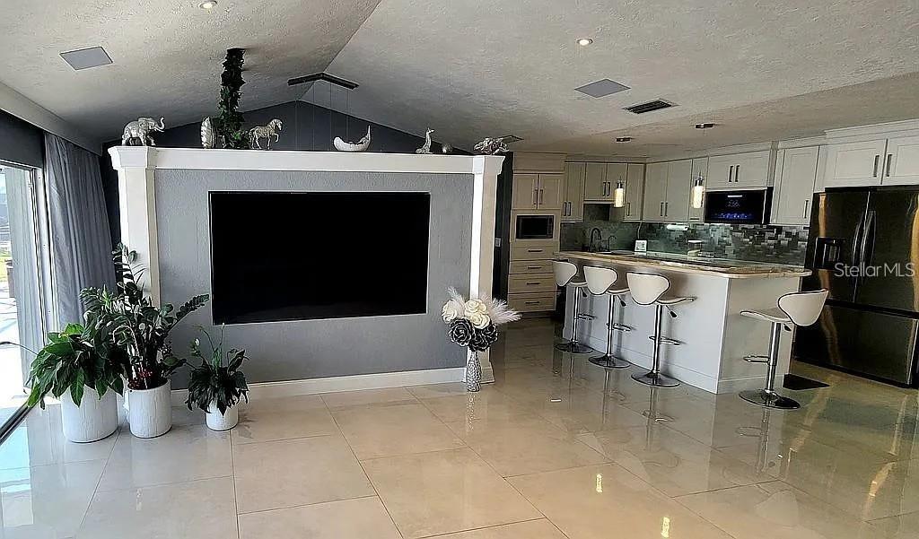 1840 Flametree, Venice, FL 34293