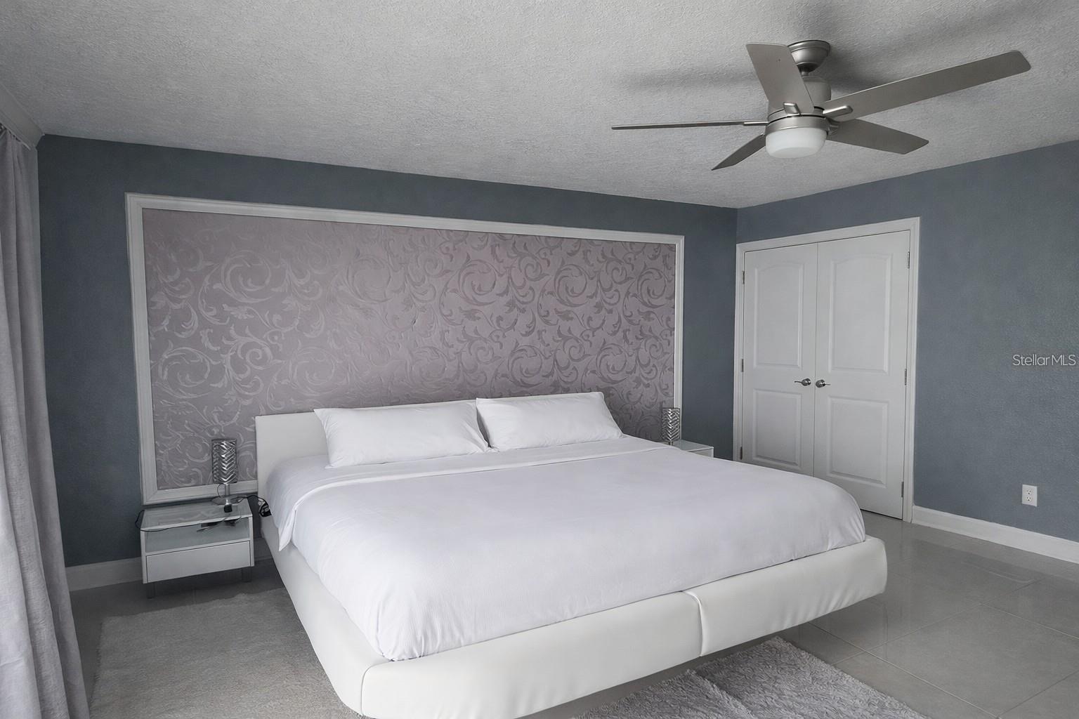 1840 Flametree, Venice, FL 34293
