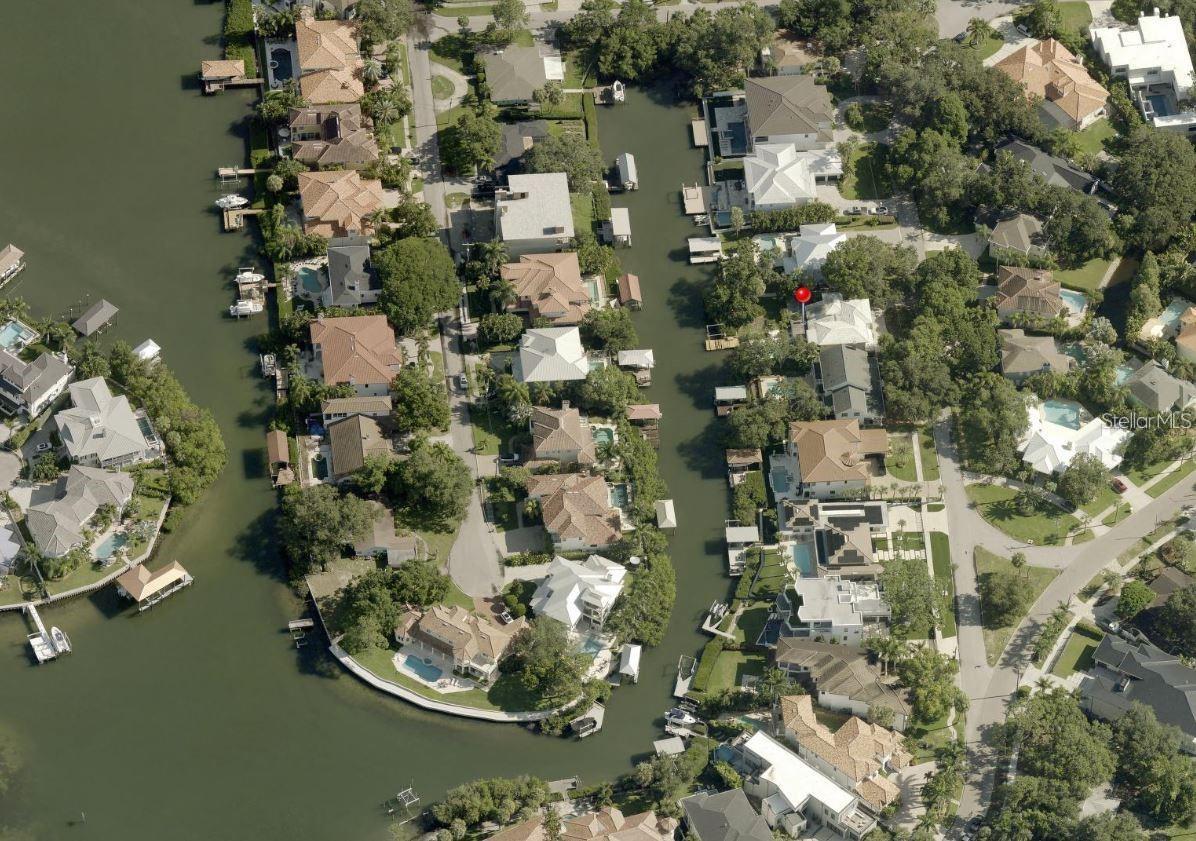 5123 Neptune, Tampa, FL 33609