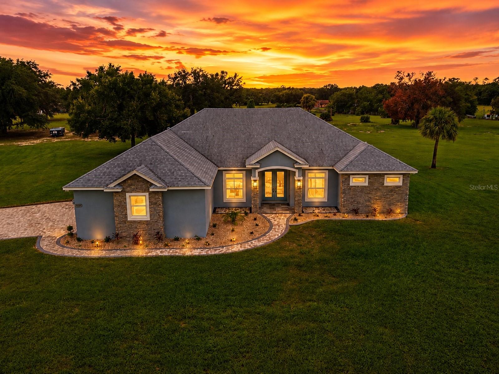 5489 Nantahala, Lady Lake, FL 32159