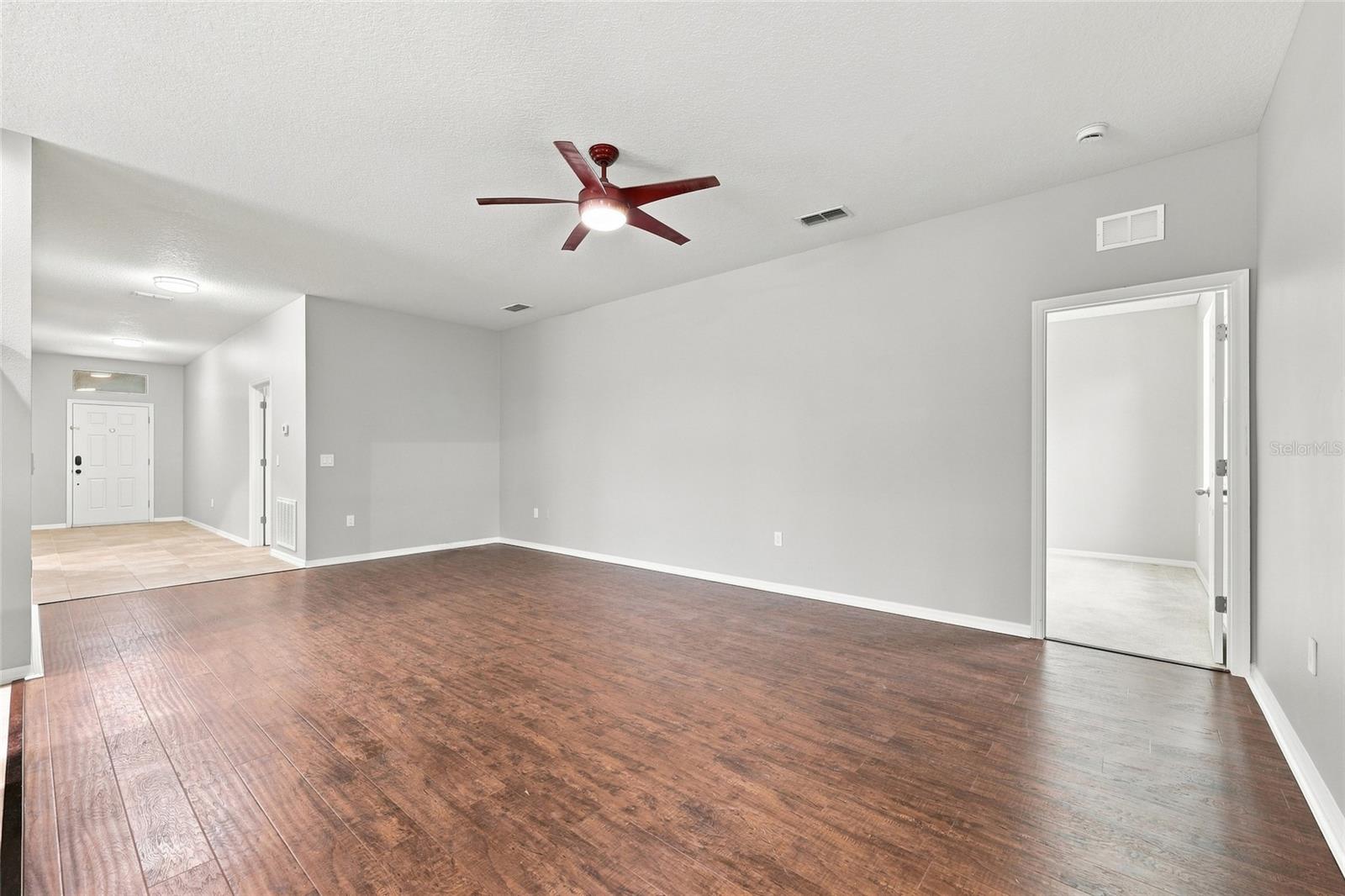 192 Blackstone Creek, Groveland, FL 34736