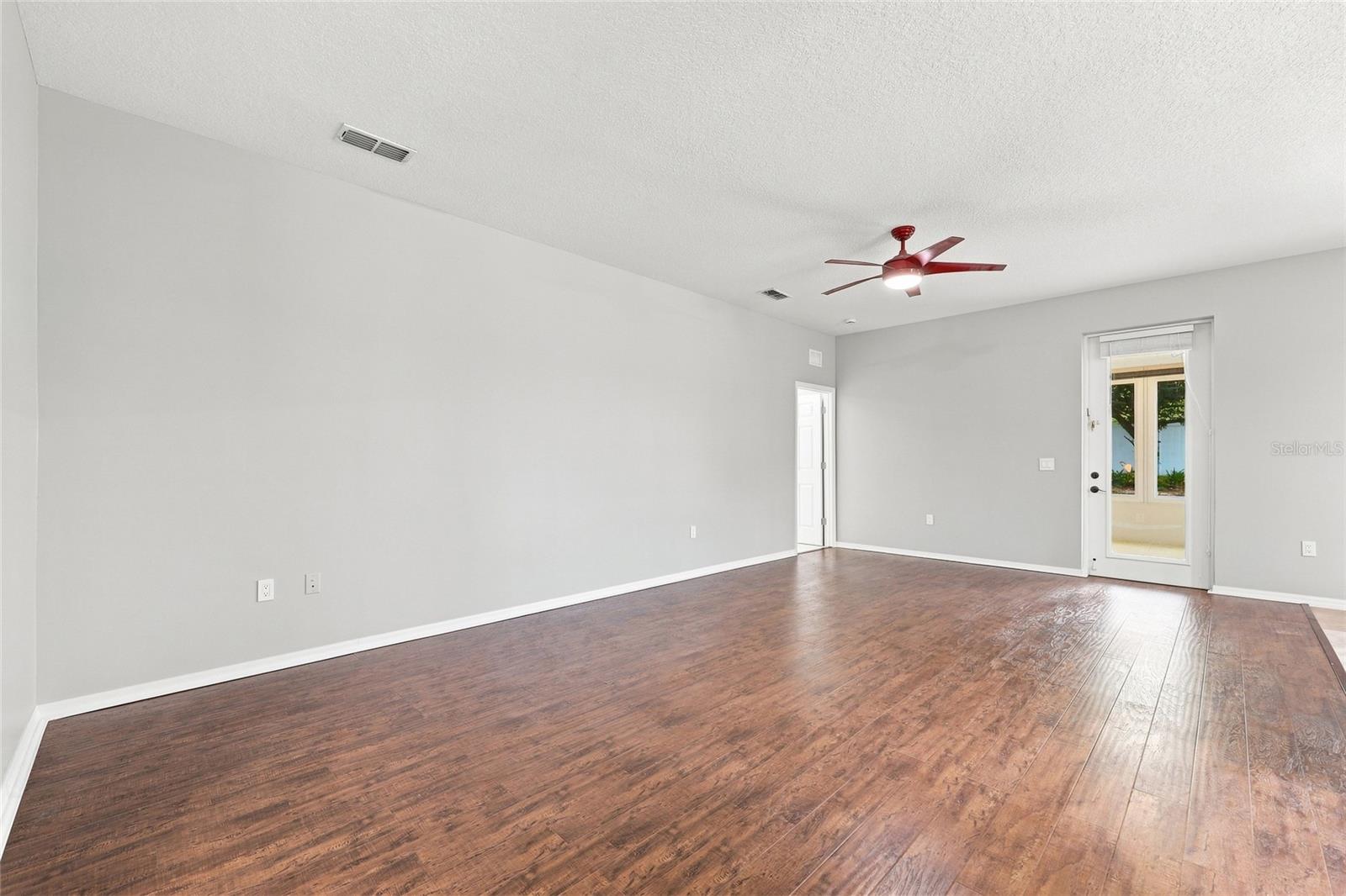 192 Blackstone Creek, Groveland, FL 34736