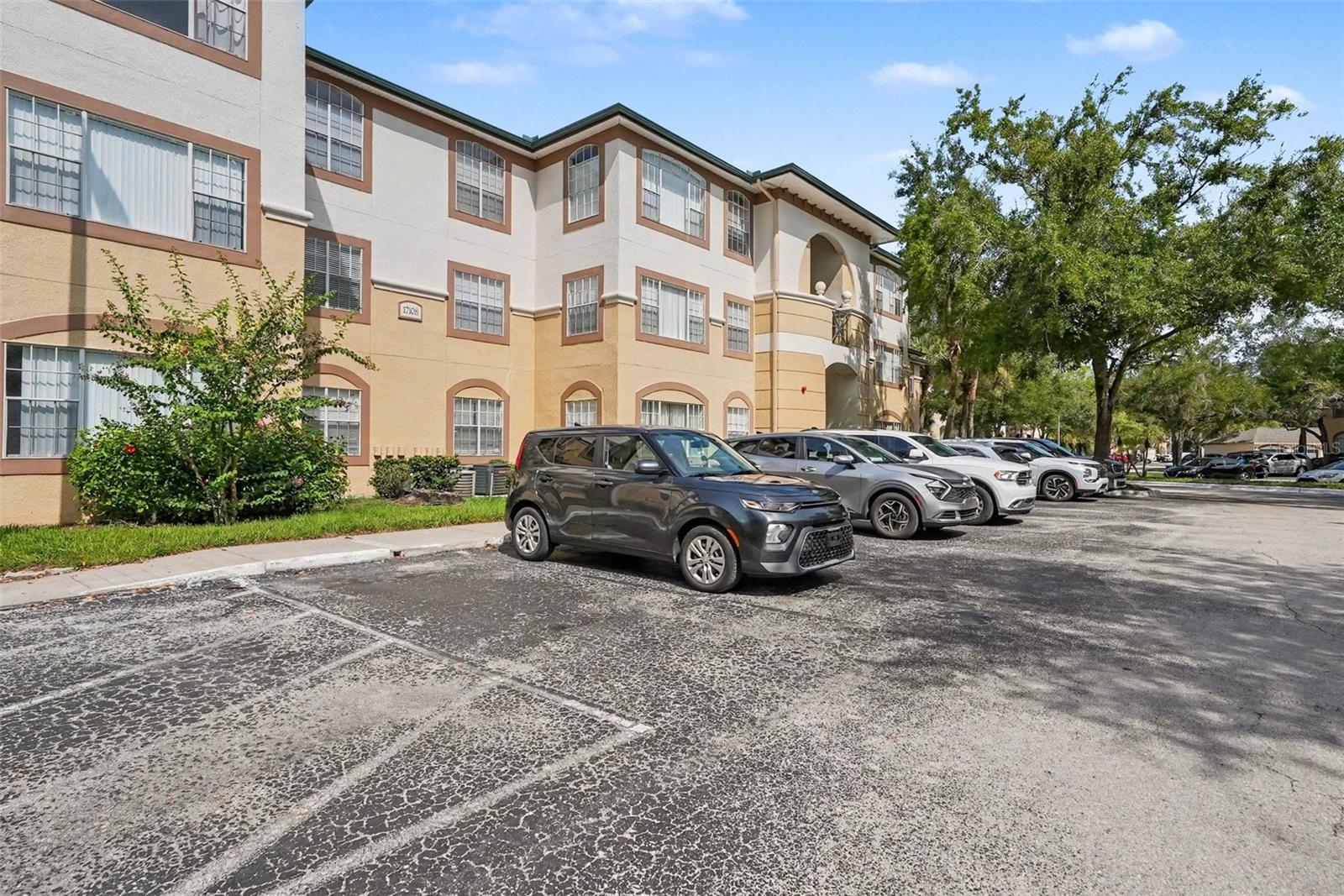 17108 Carrington Park Dr Unit 722, Tampa, FL 33647