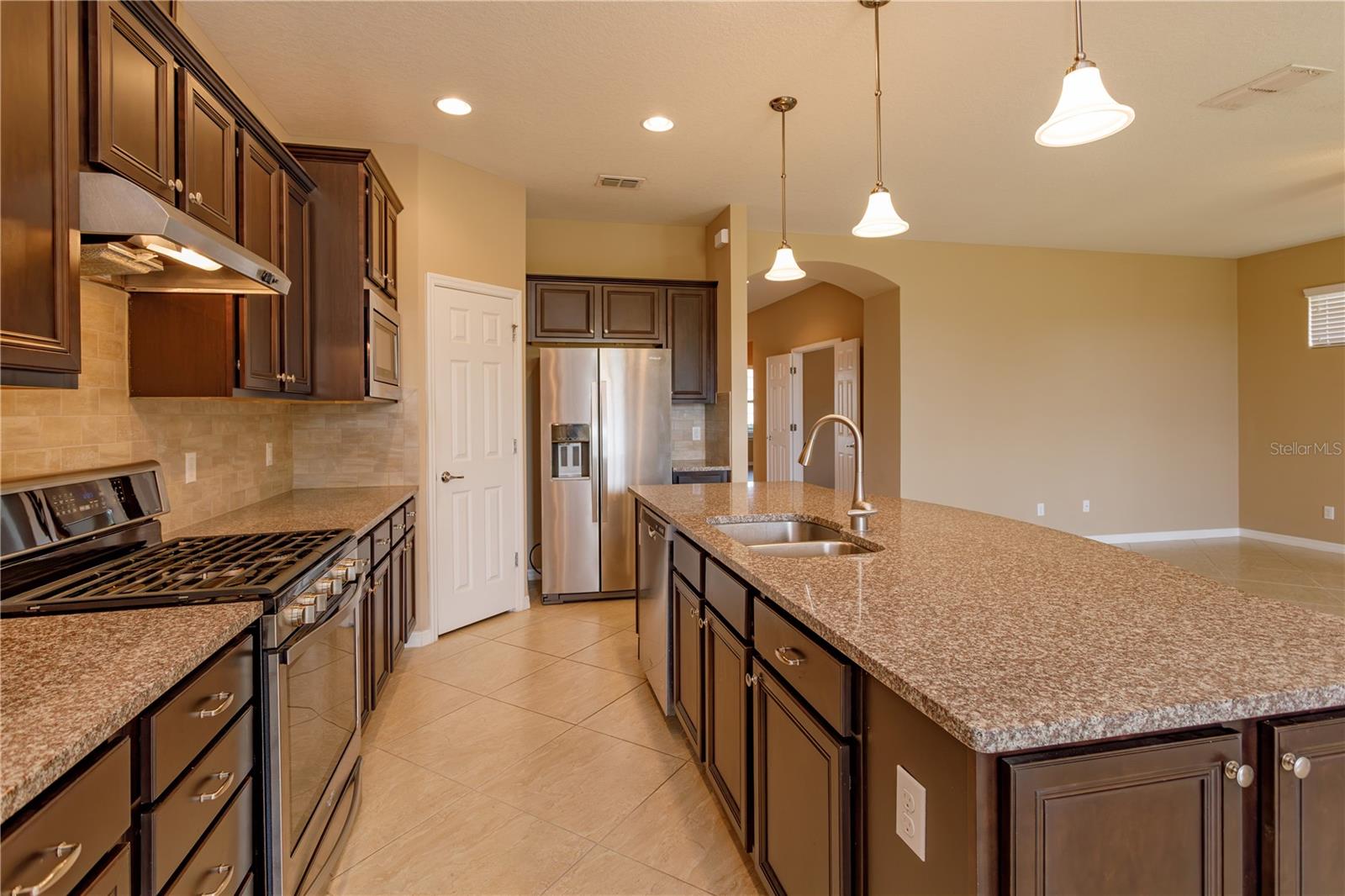 672 Cordoba, Davenport, FL 33837