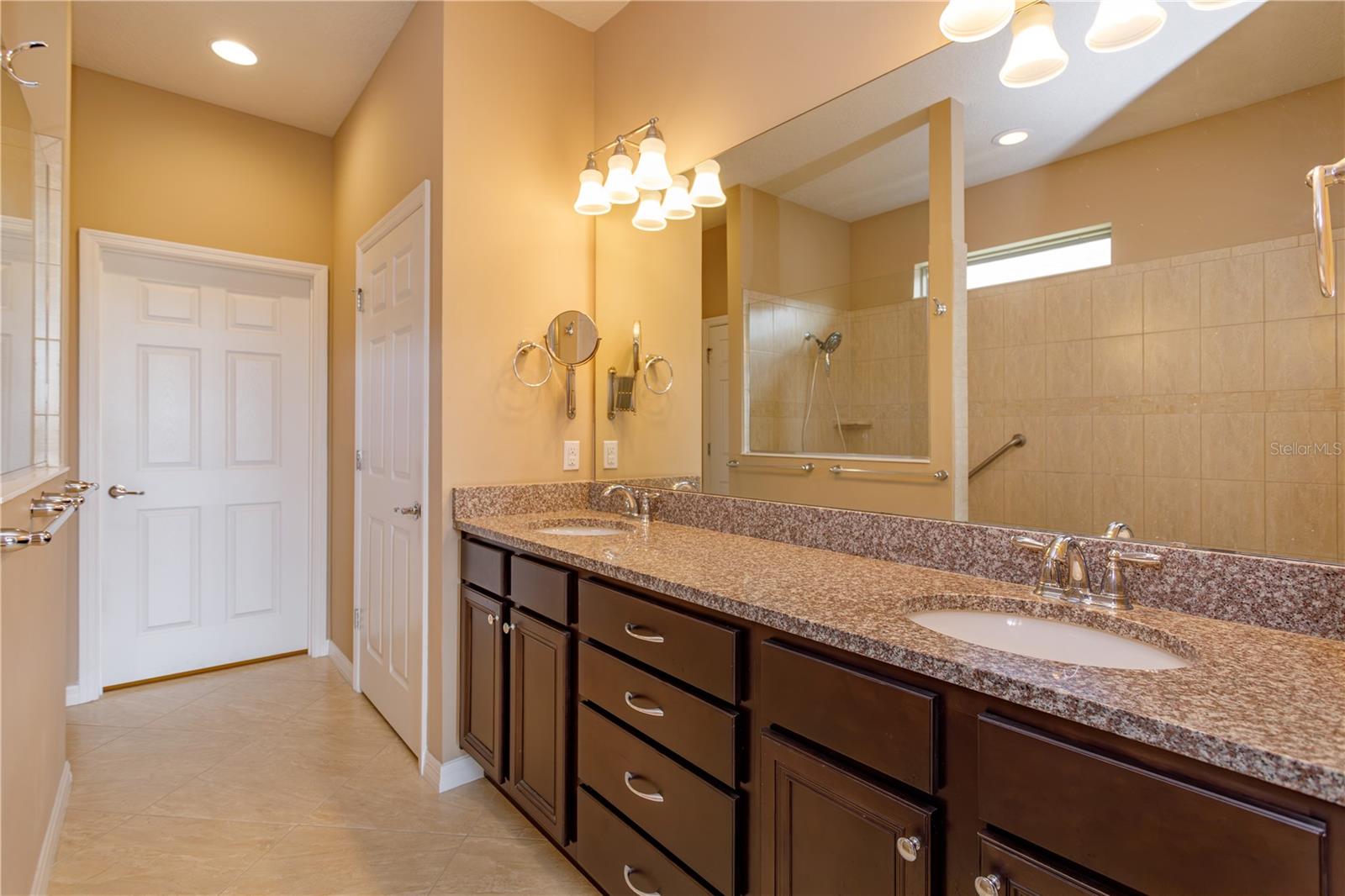 672 Cordoba, Davenport, FL 33837