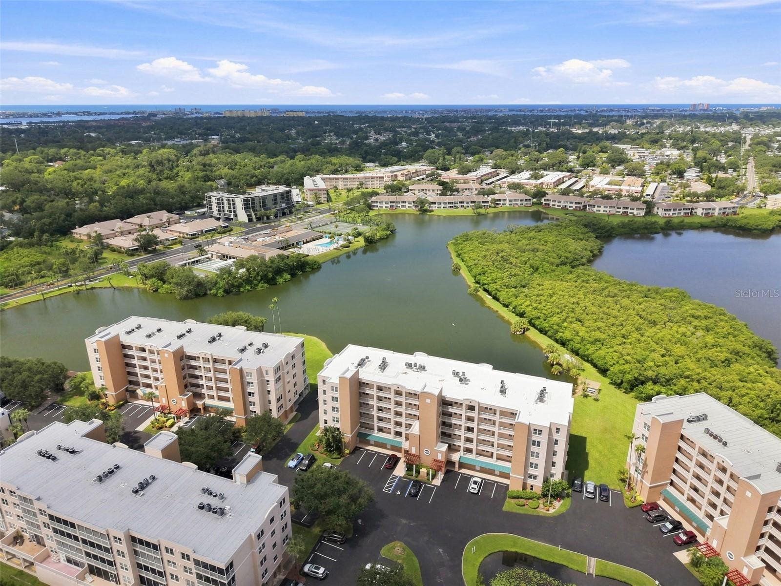 6450 Shoreline Unit 9306, Seminole, FL 33708