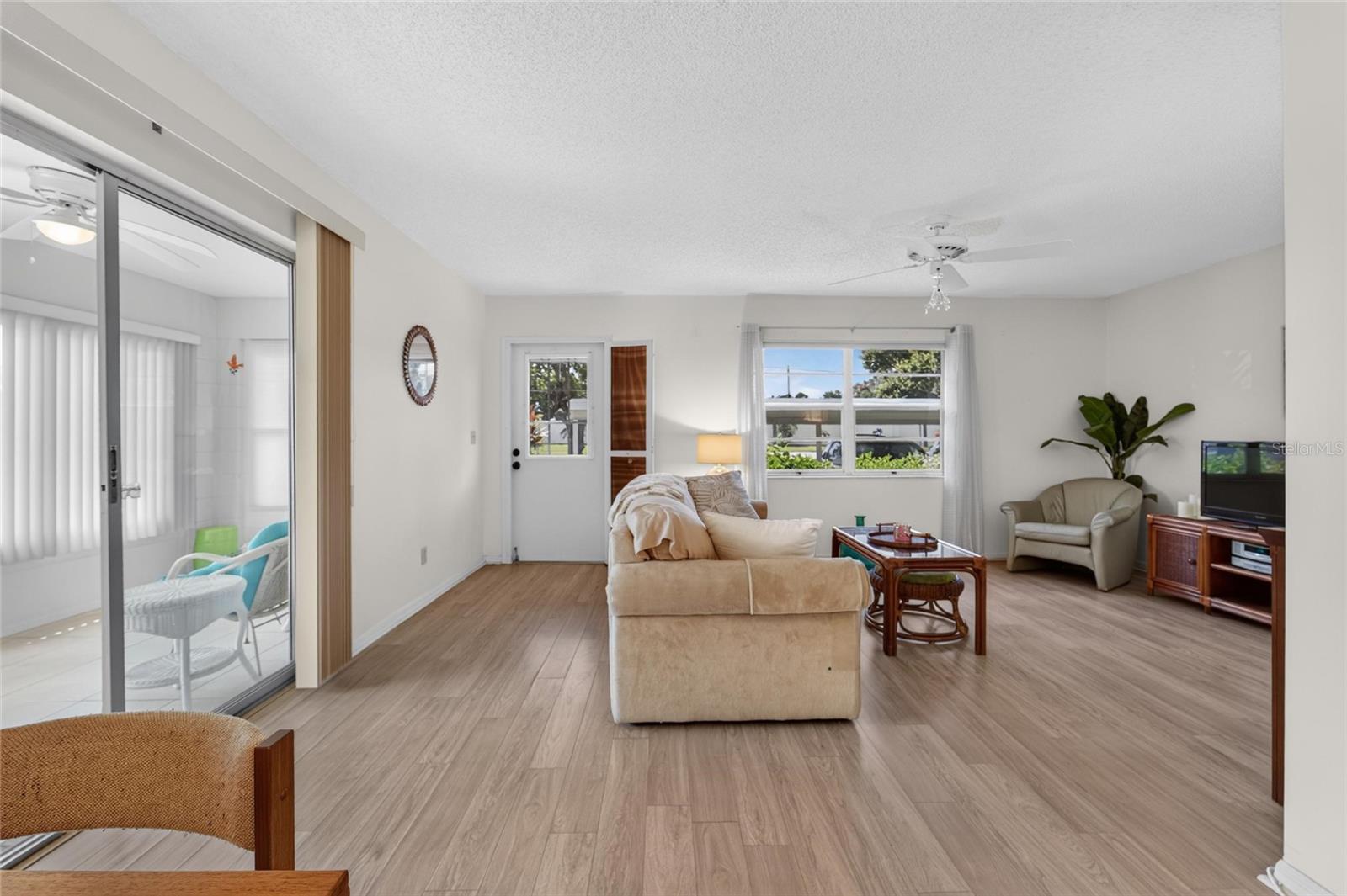401 De Grasse Unit 21, Sun City Center, FL 33573