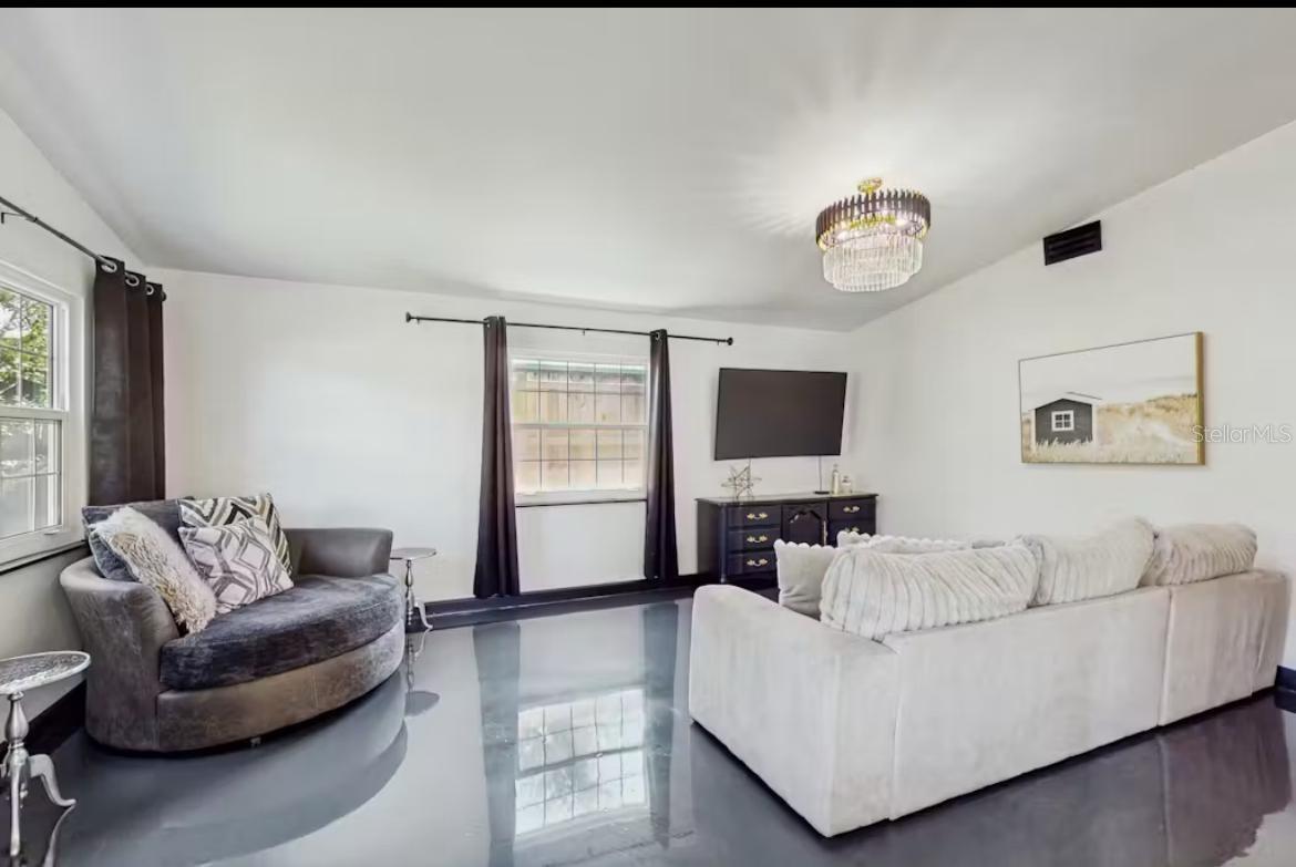 4210 Olive, Sarasota, FL 34231