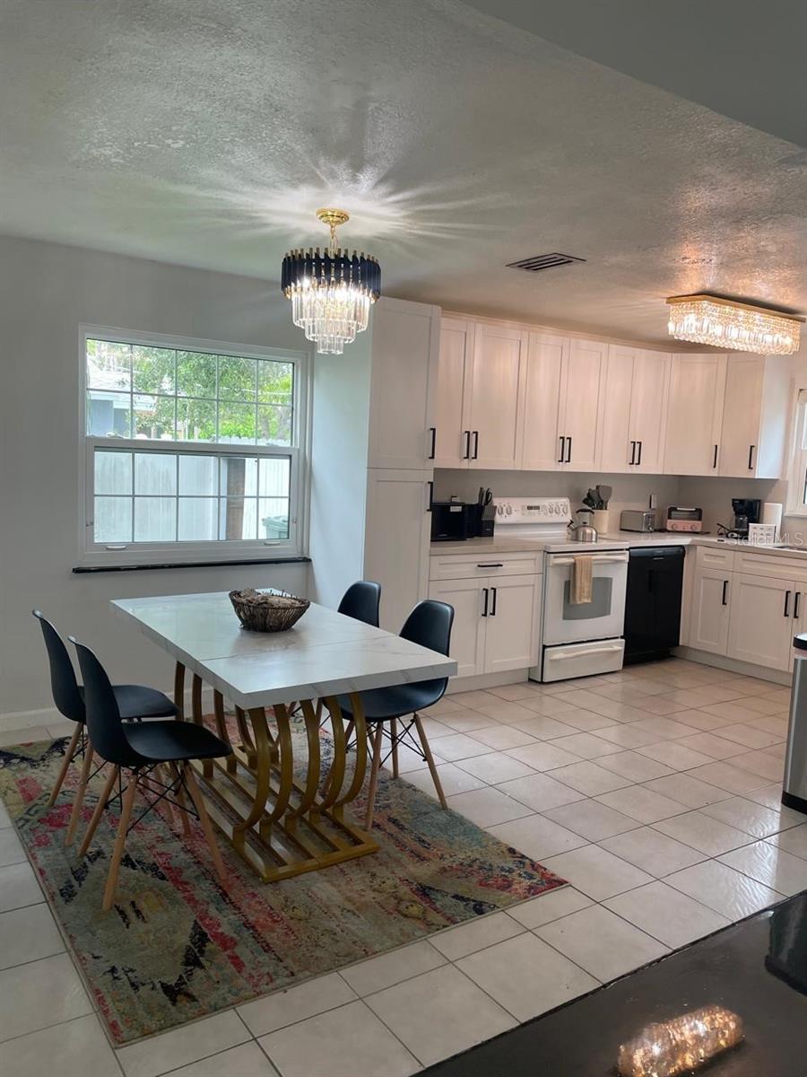 4210 Olive, Sarasota, FL 34231