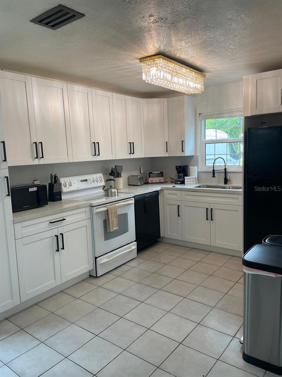 4210 Olive, Sarasota, FL 34231