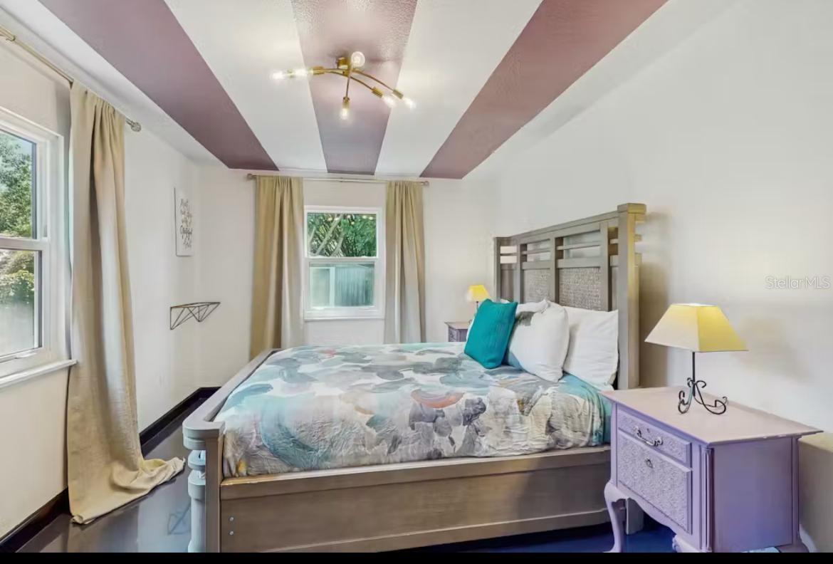 4210 Olive, Sarasota, FL 34231