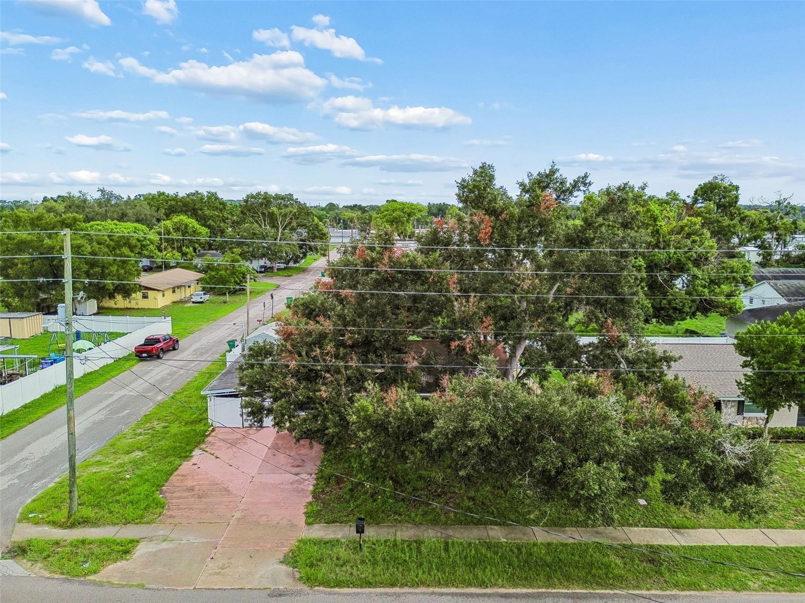 38621 North, Zephyrhills, FL 33542