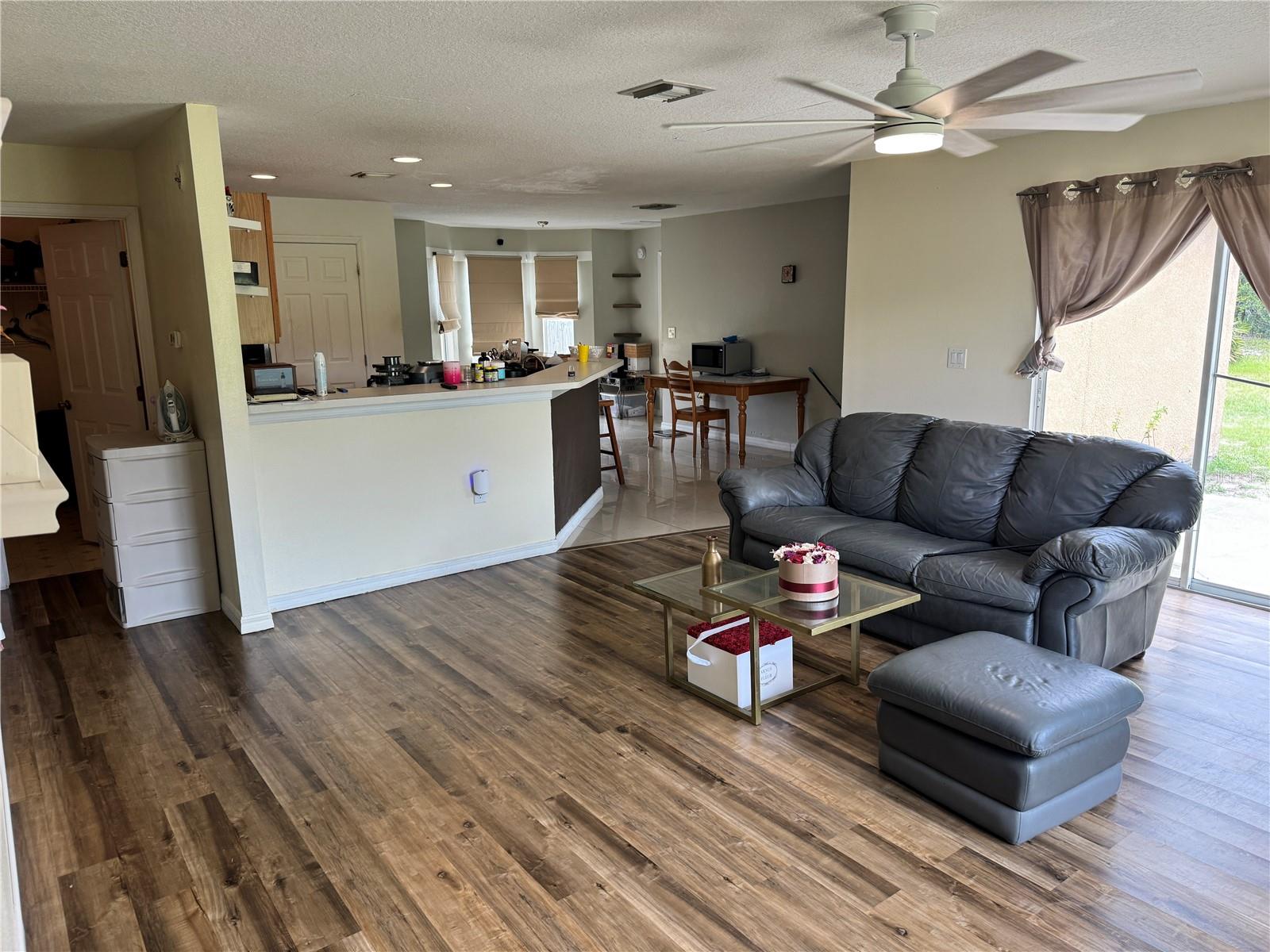 609 Kissimmee, Poinciana, FL 34759