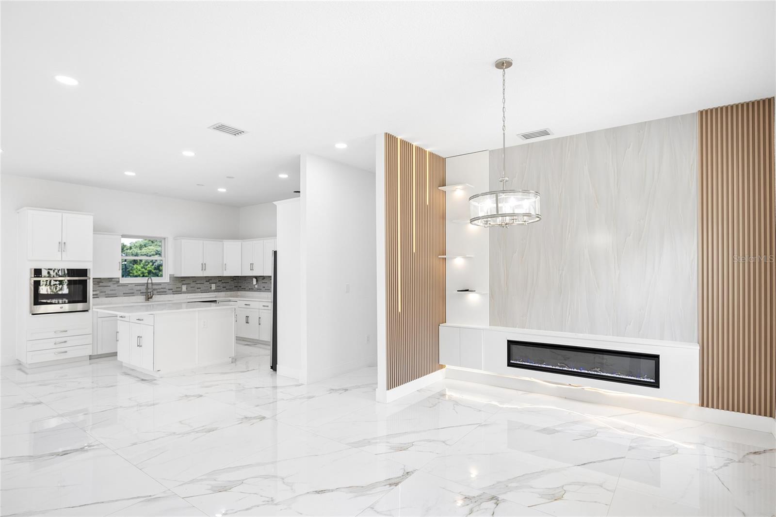 3944 White Heron, Orlando, FL 32808