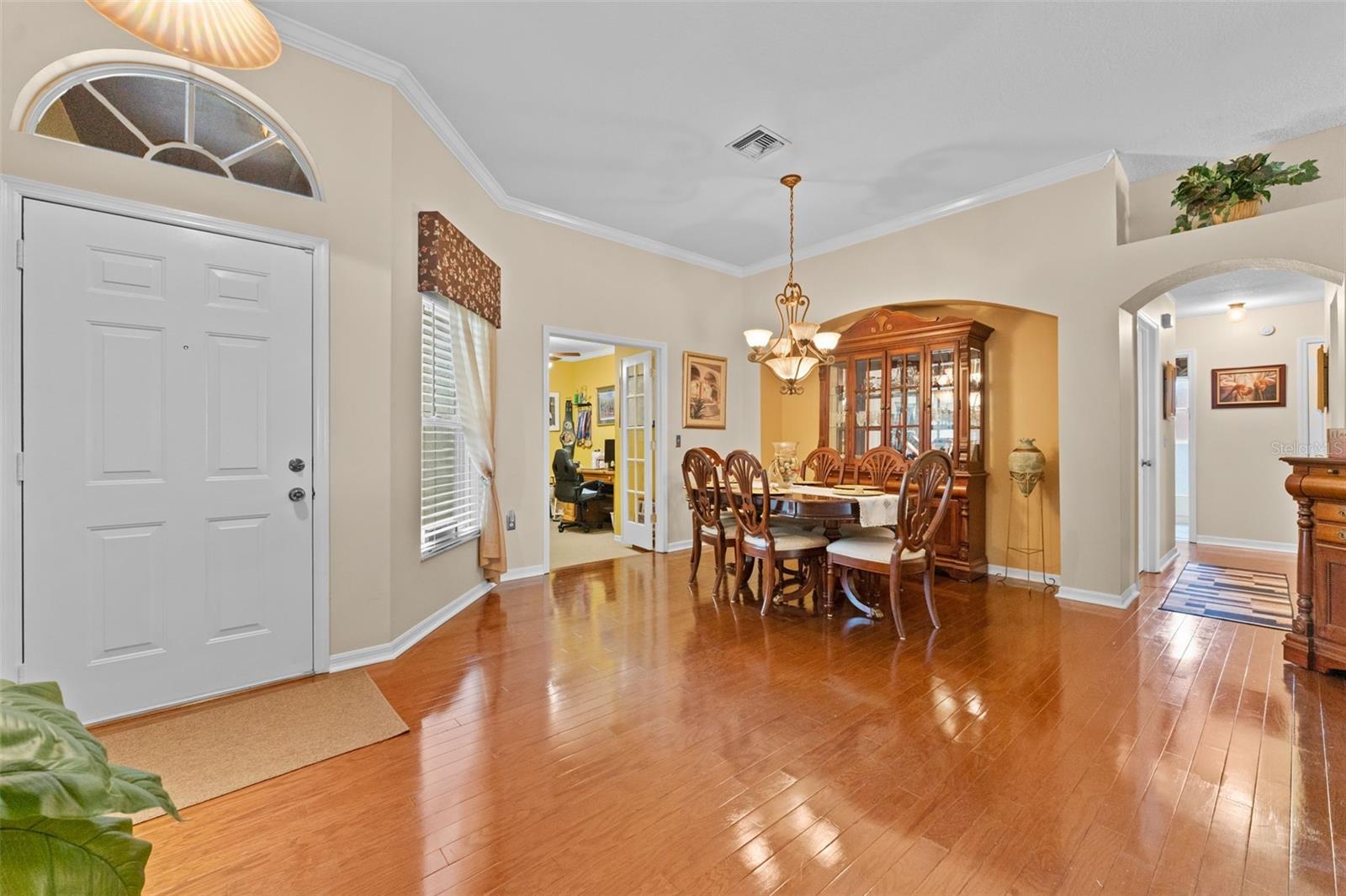 1803 Cattleman, Brandon, FL 33511