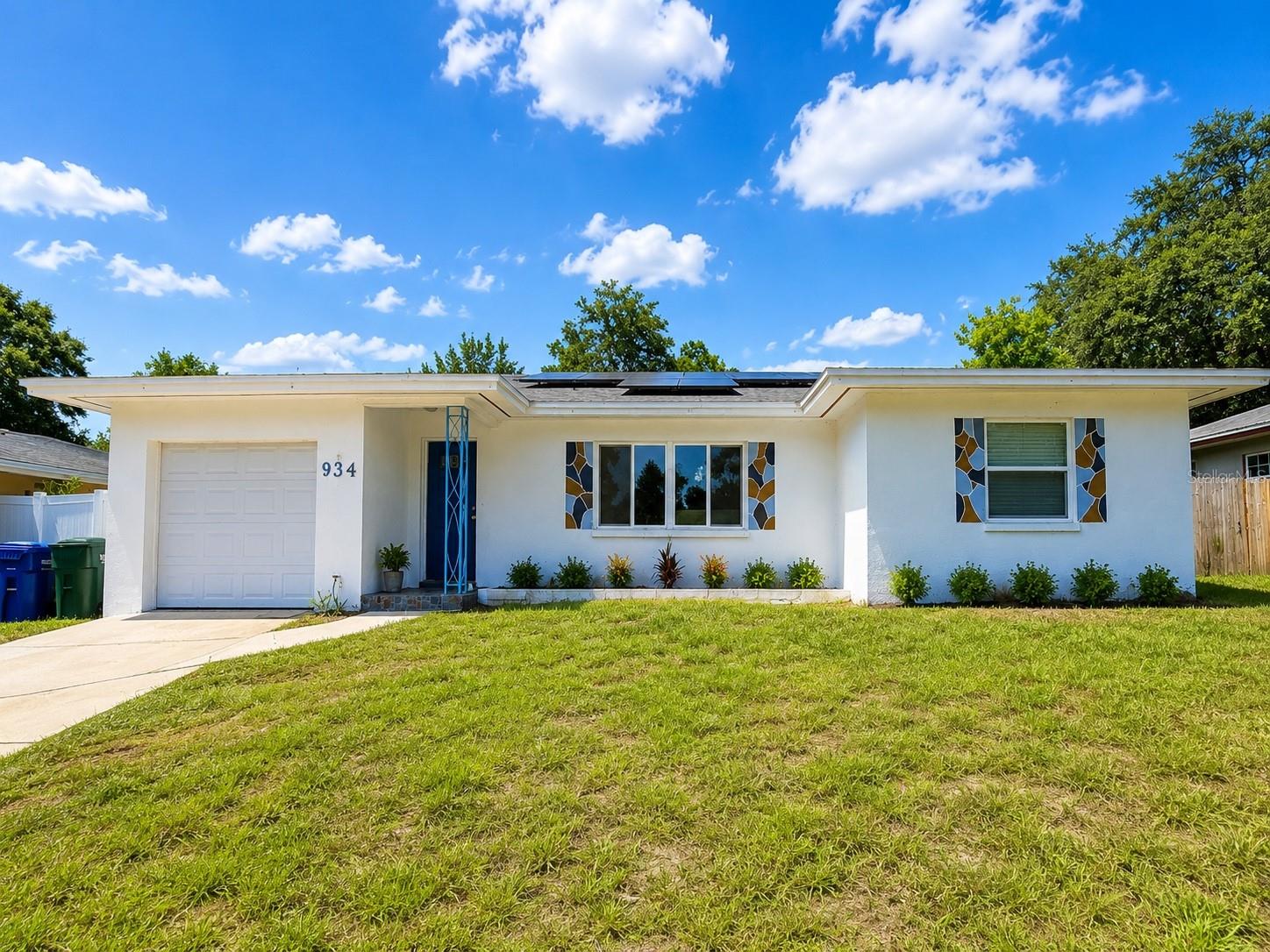 934 Hillwood Dr, Dunedin, FL 34698