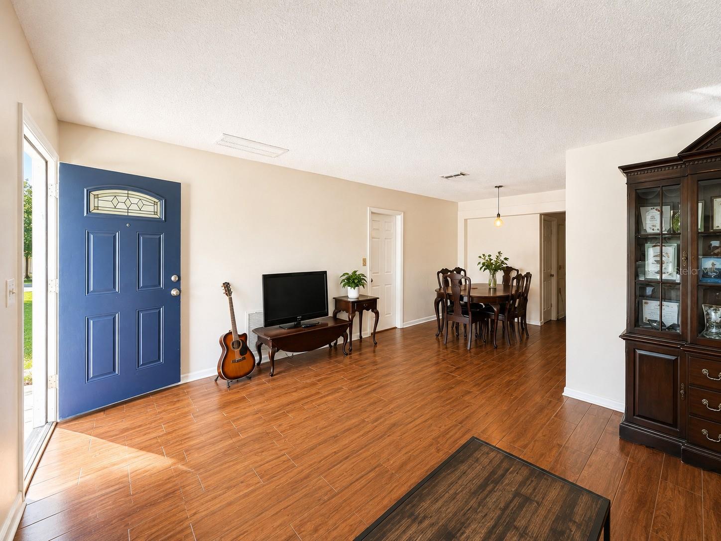 934 Hillwood Dr, Dunedin, FL 34698