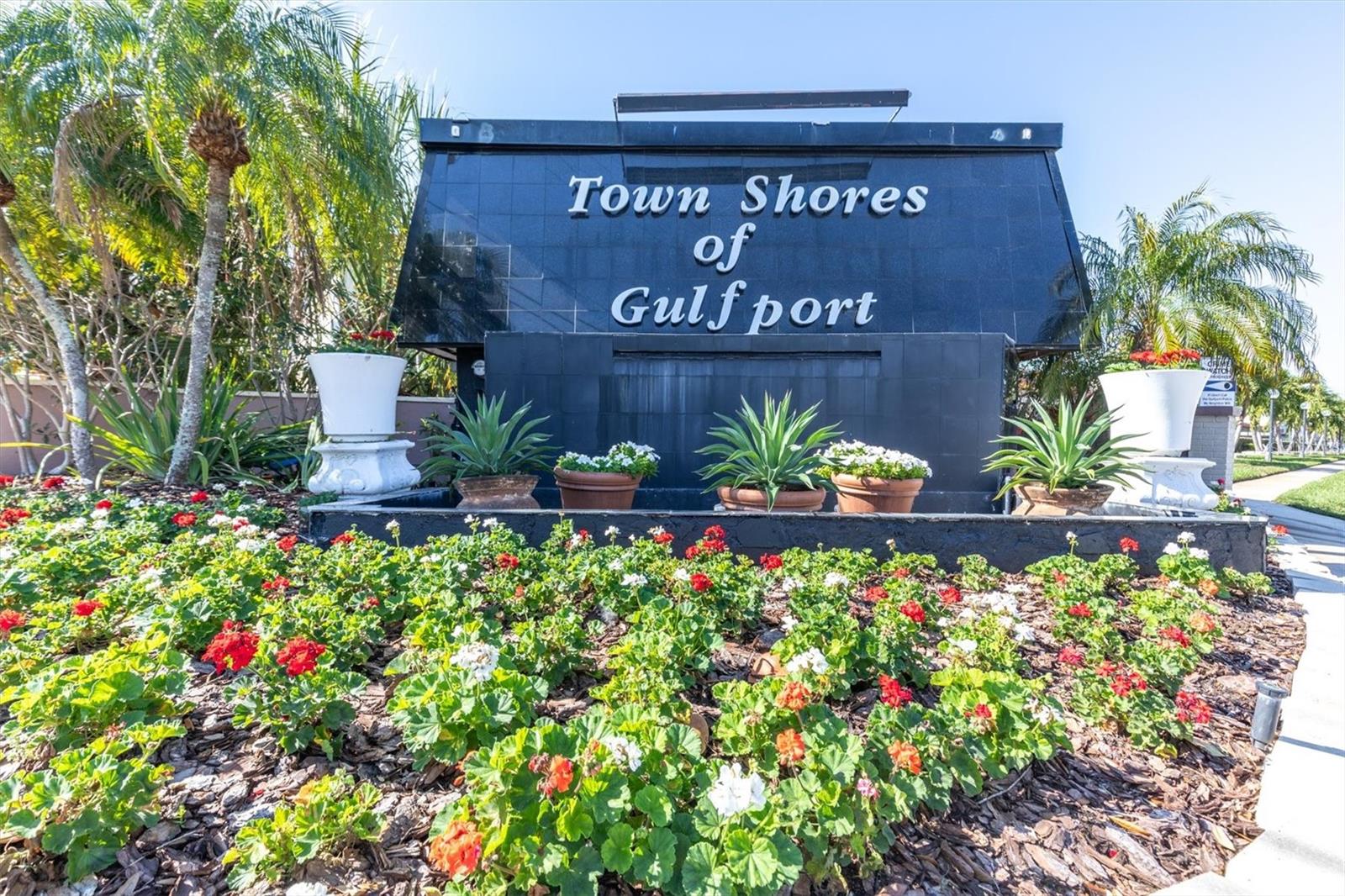 6020 Shore Unit 412, Gulfport, FL 33707