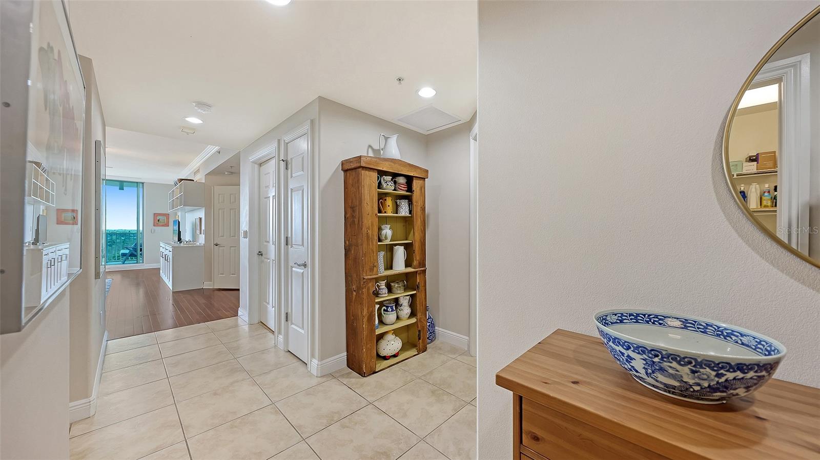 1771 Ringling Unit 1008, Sarasota, FL 34236