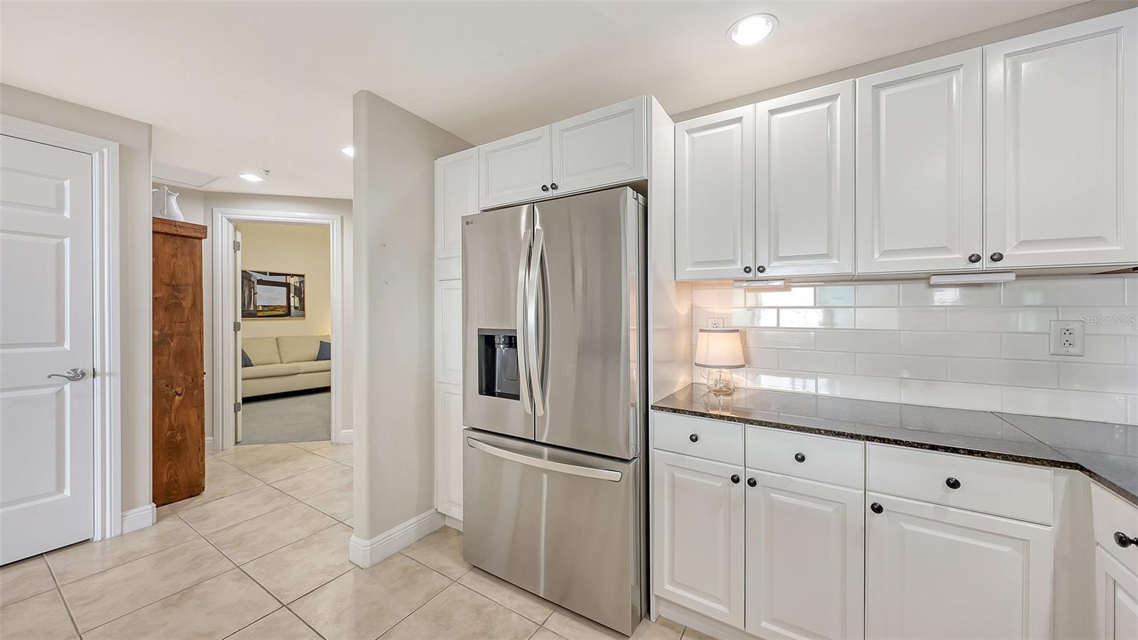 1771 Ringling Unit 1008, Sarasota, FL 34236