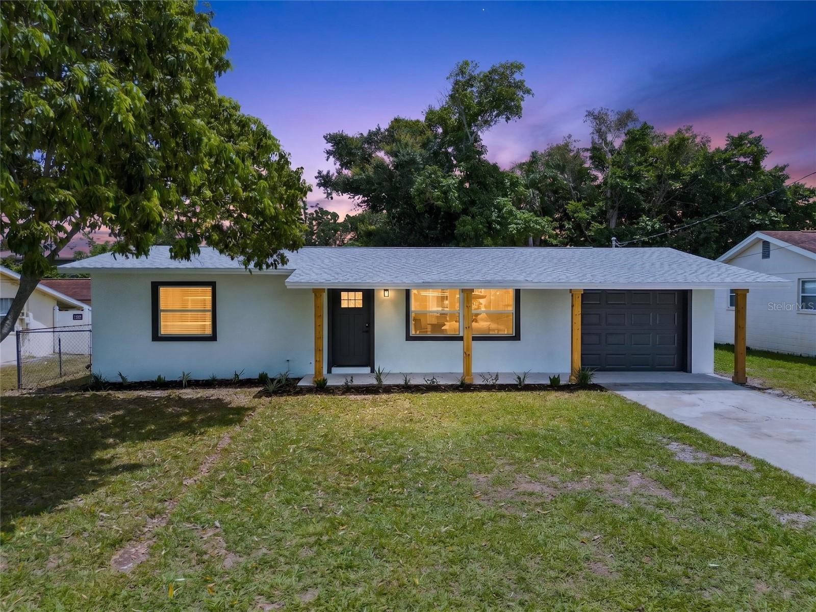 5949 32nd, St Petersburg, FL 33714