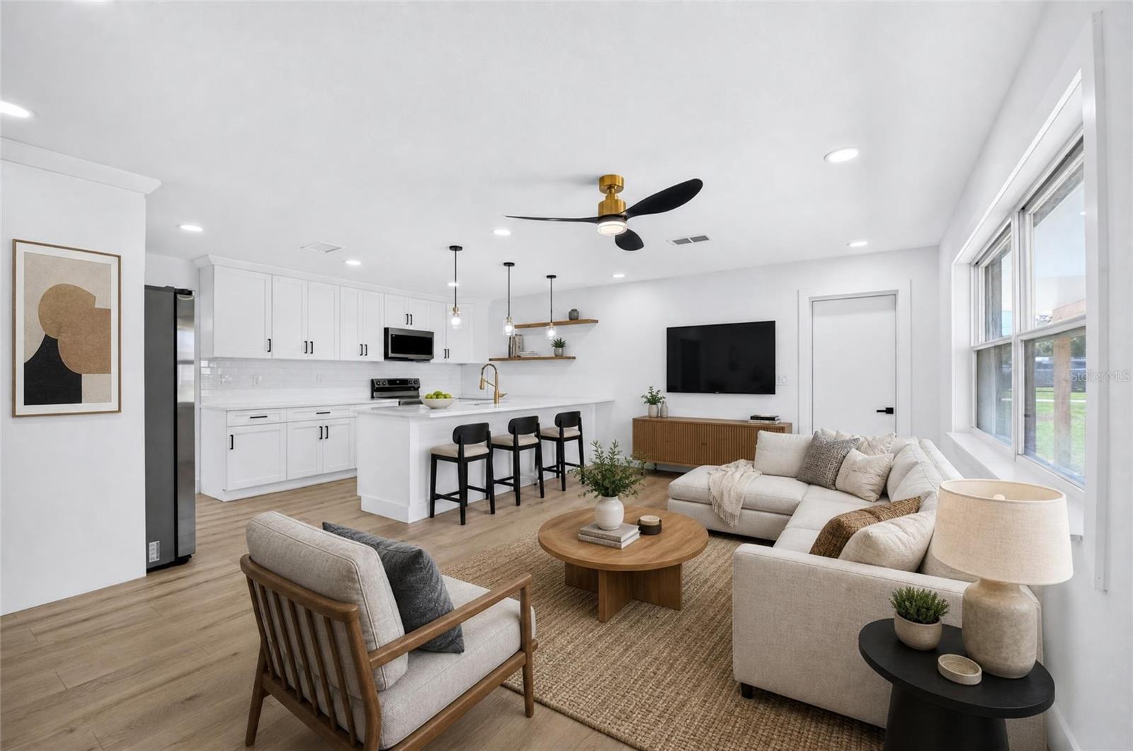 5949 32nd, St Petersburg, FL 33714