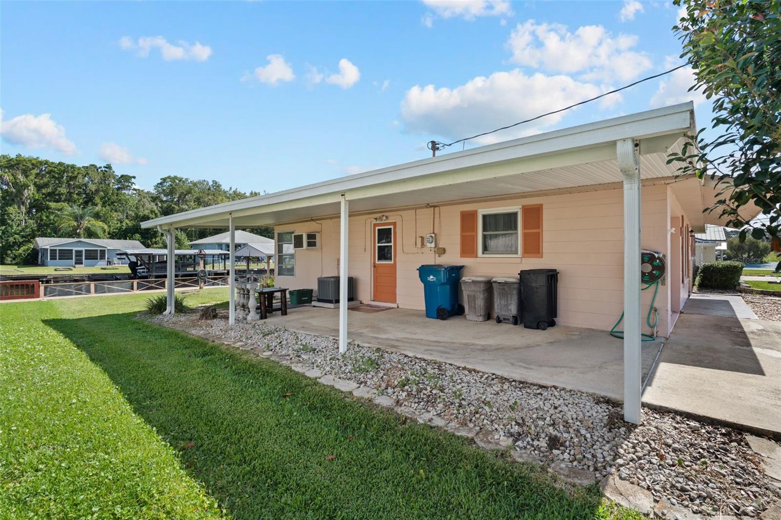1630 Paradise, Astor, FL 32102