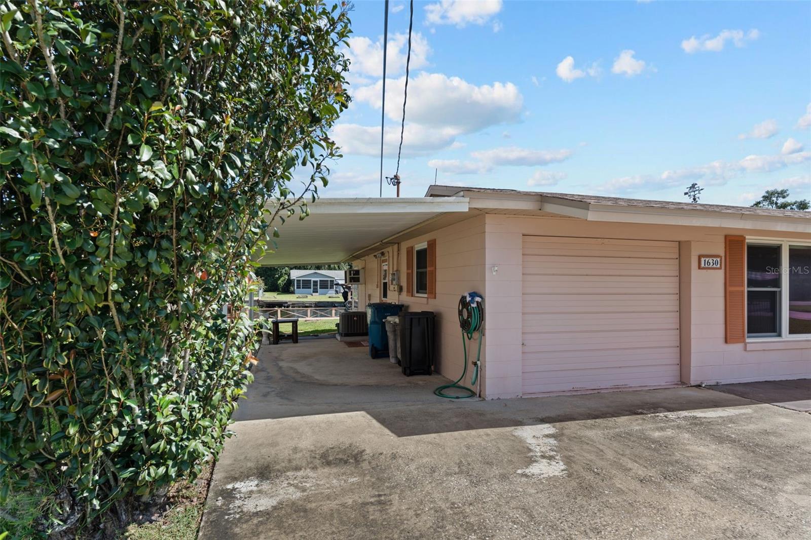 1630 Paradise, Astor, FL 32102