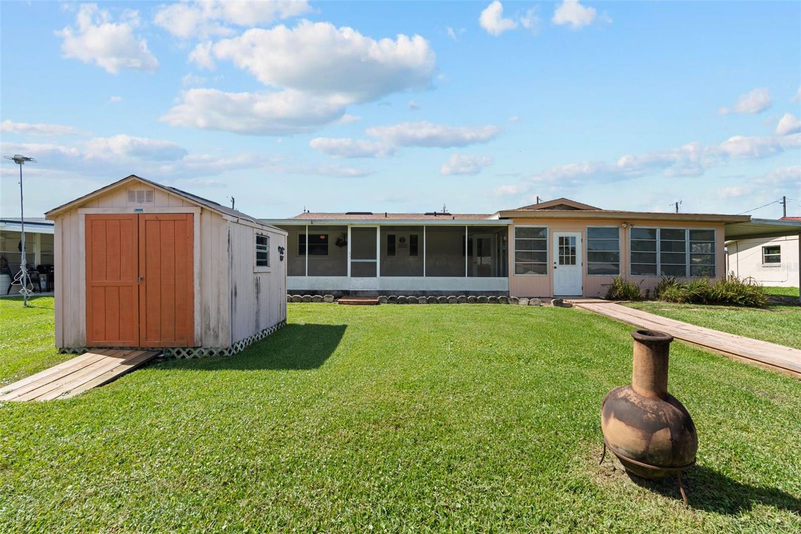 1630 Paradise, Astor, FL 32102