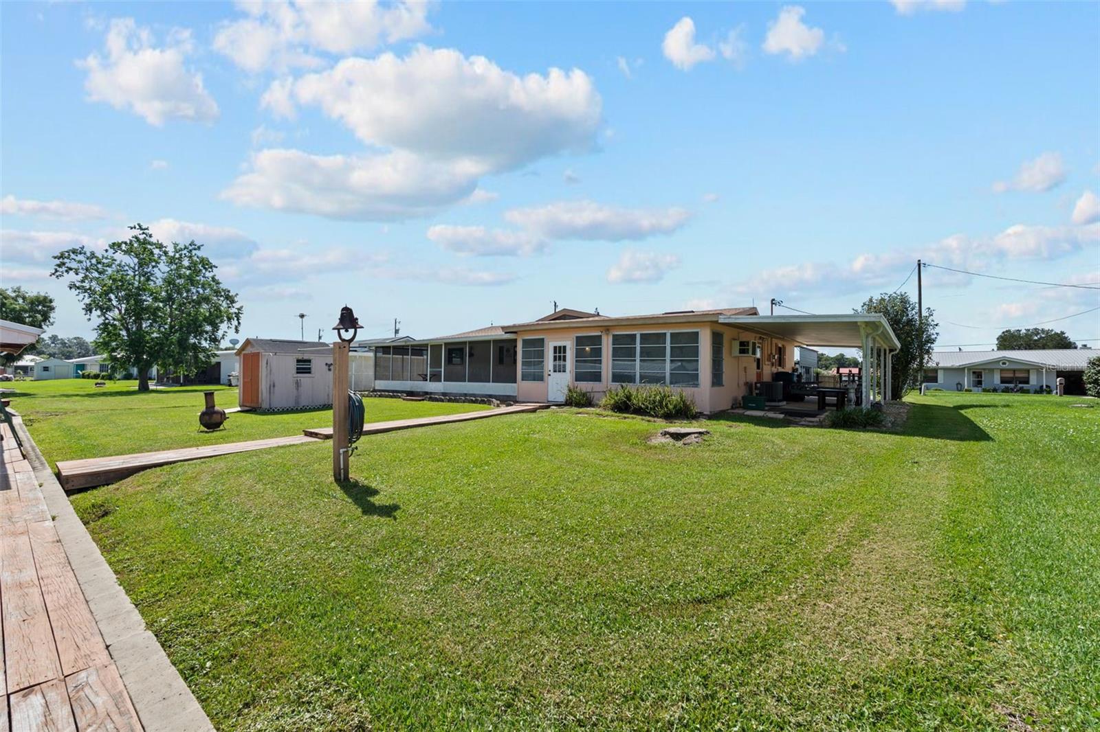 1630 Paradise, Astor, FL 32102