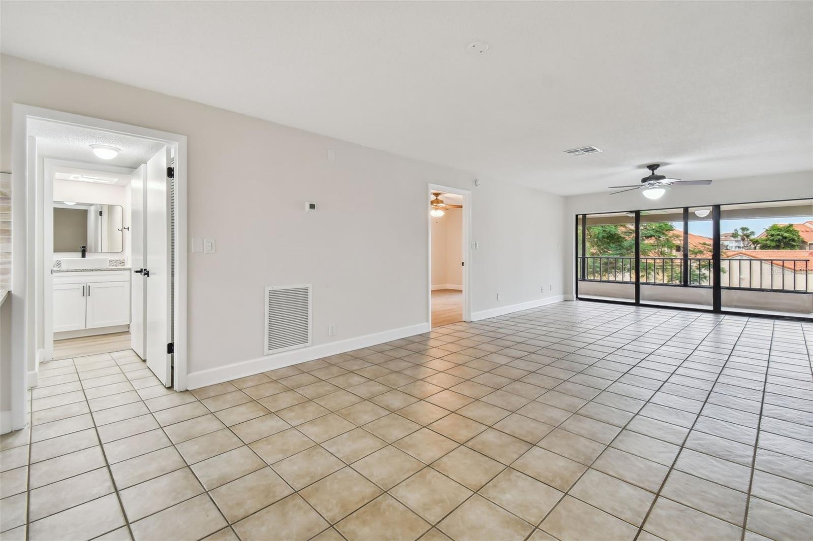 4800 Brittany Unit 102, St Petersburg, FL 33715