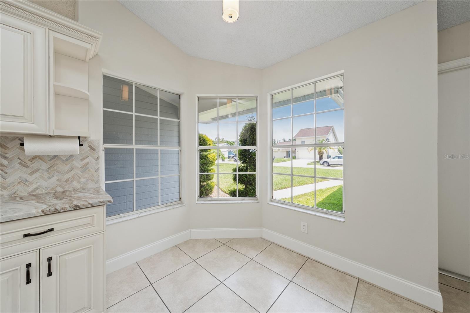 2042 Gamboge, Orlando, FL 32822
