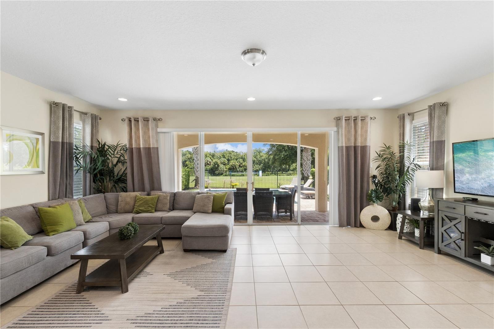 785 Desert Mountain, Kissimmee, FL 34747