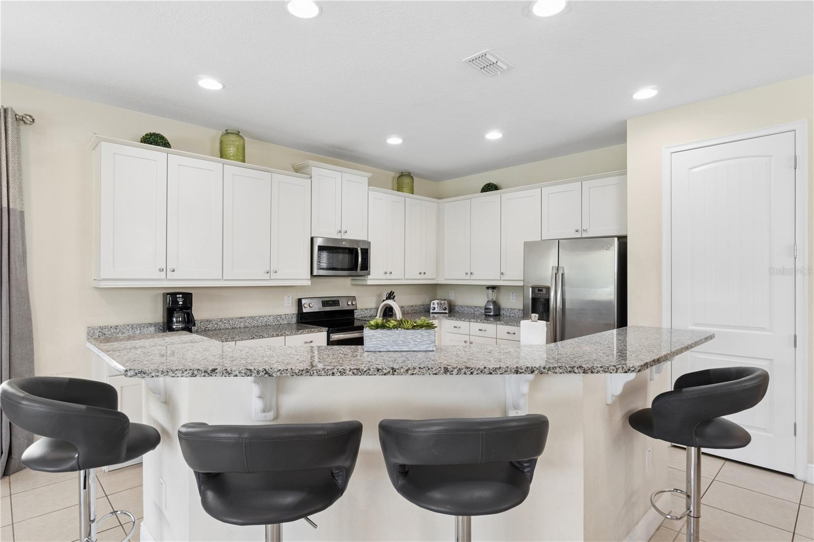 785 Desert Mountain, Kissimmee, FL 34747