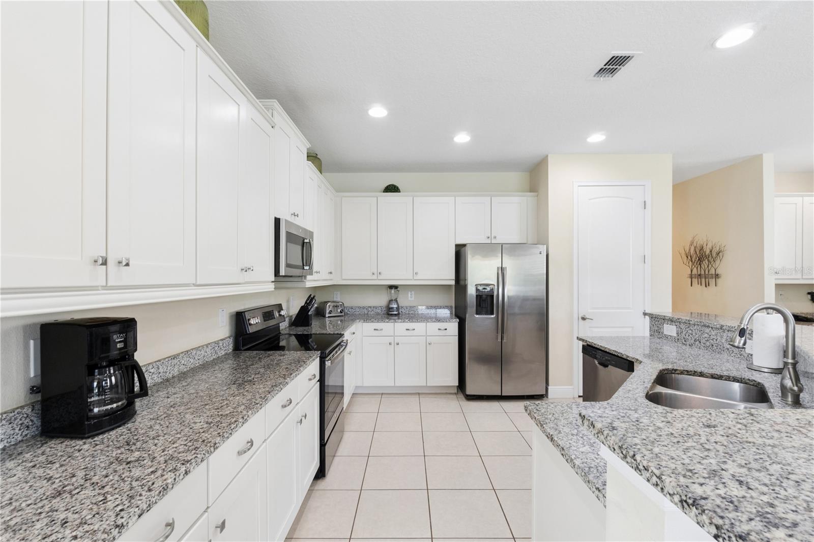 785 Desert Mountain, Kissimmee, FL 34747