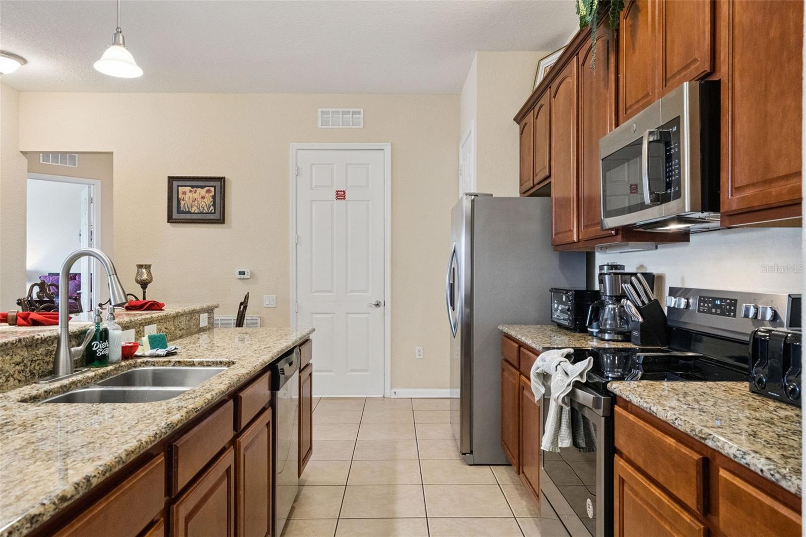 4840 Cayview Unit 405, Orlando, FL 32819
