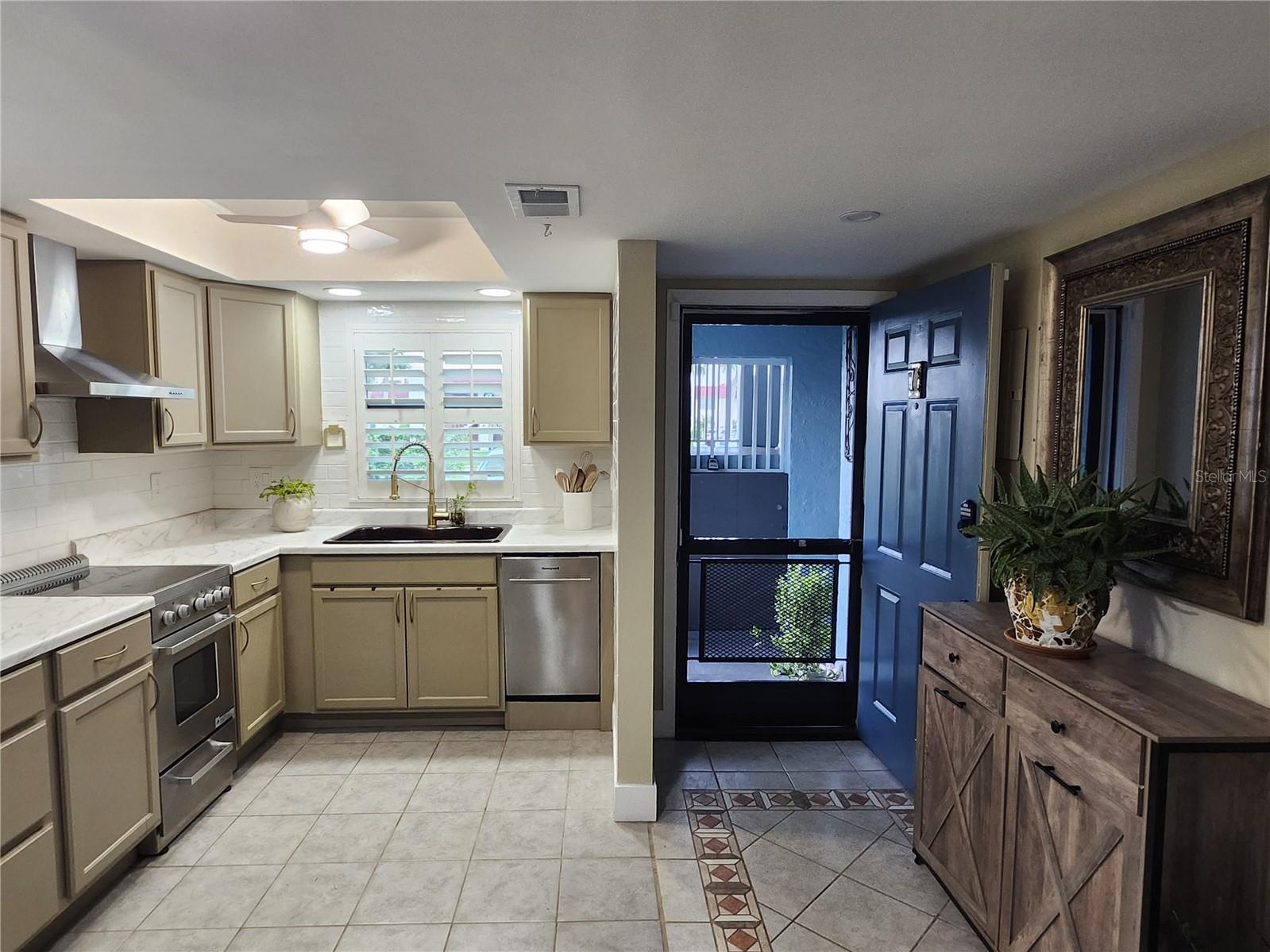 87 Boundary Unit 7, Rotonda West, FL 33947