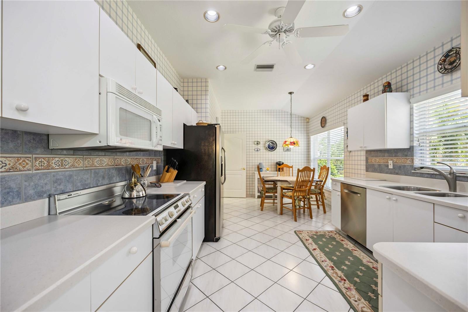 3852 Amapola, Sarasota, FL 34238