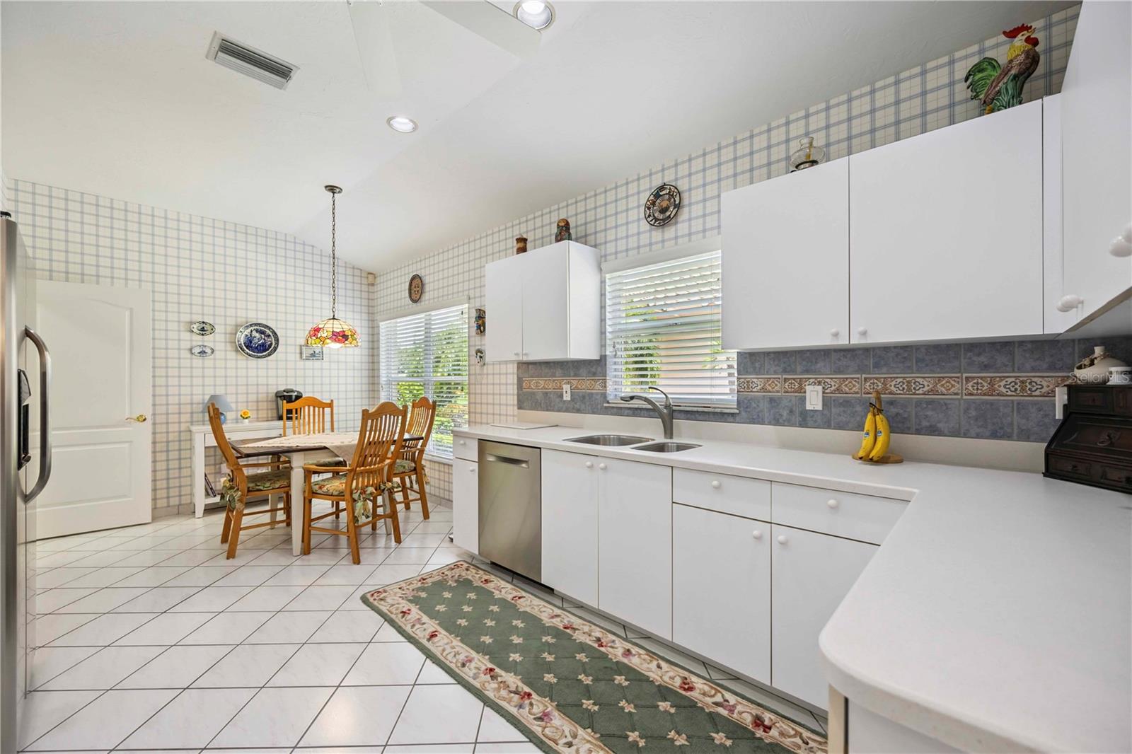 3852 Amapola, Sarasota, FL 34238